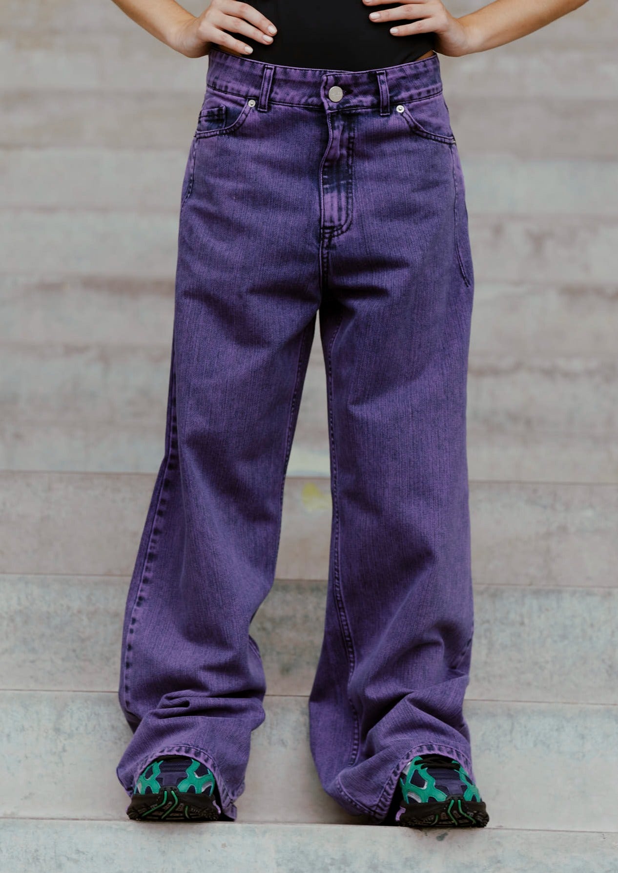 JEAN N°3 - THE OVERSIZE VIOLET