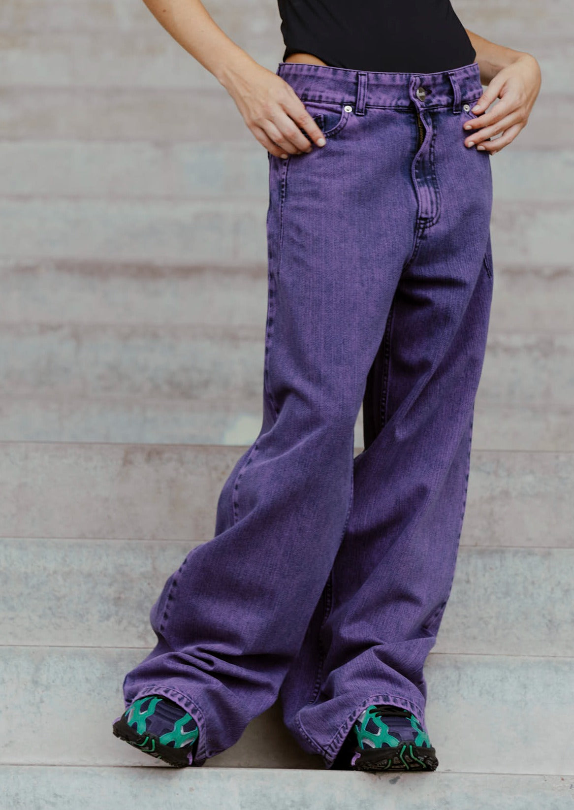 JEAN N°3 - THE OVERSIZE VIOLET