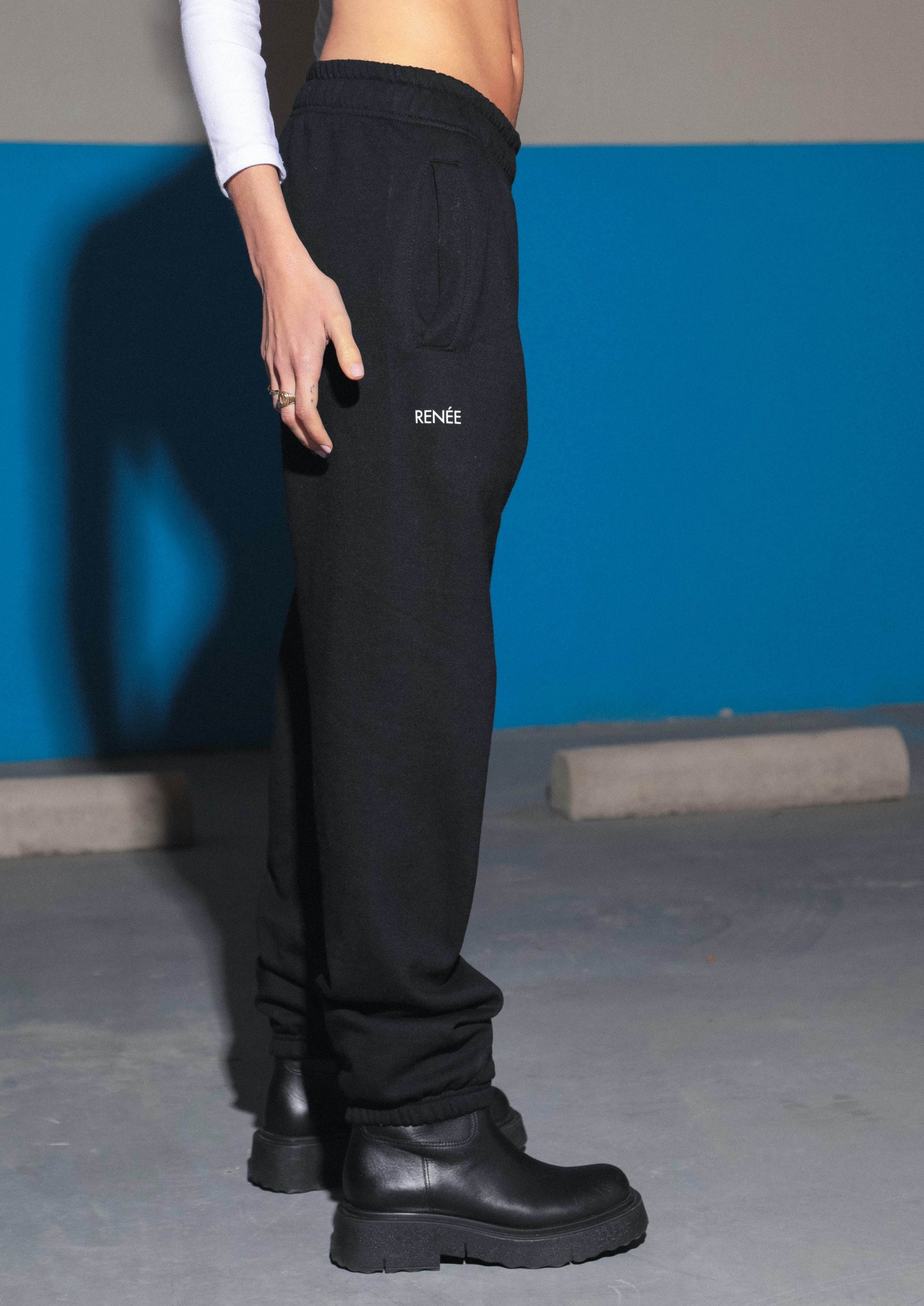 JOGGER MANHATTAN - BLACK