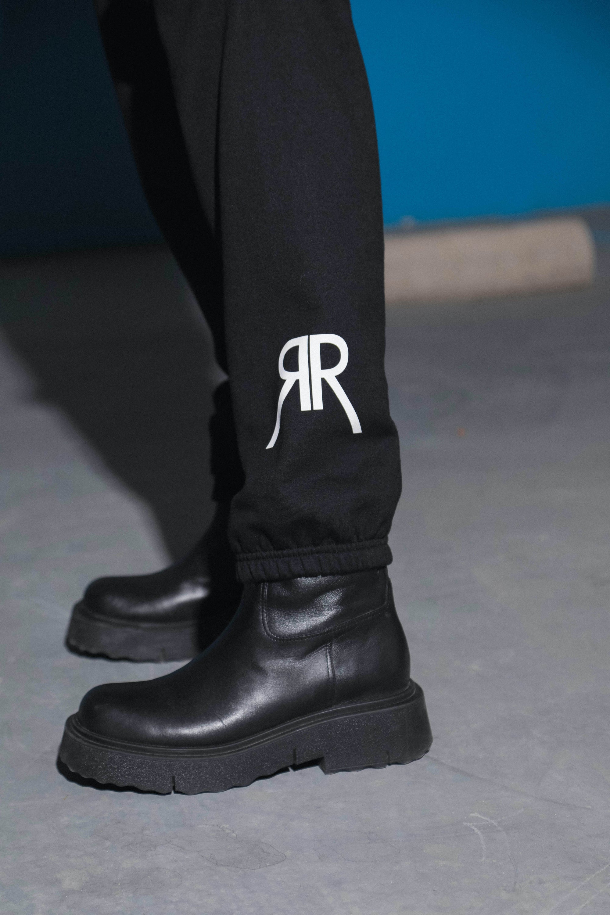 JOGGER MANHATTAN - BLACK