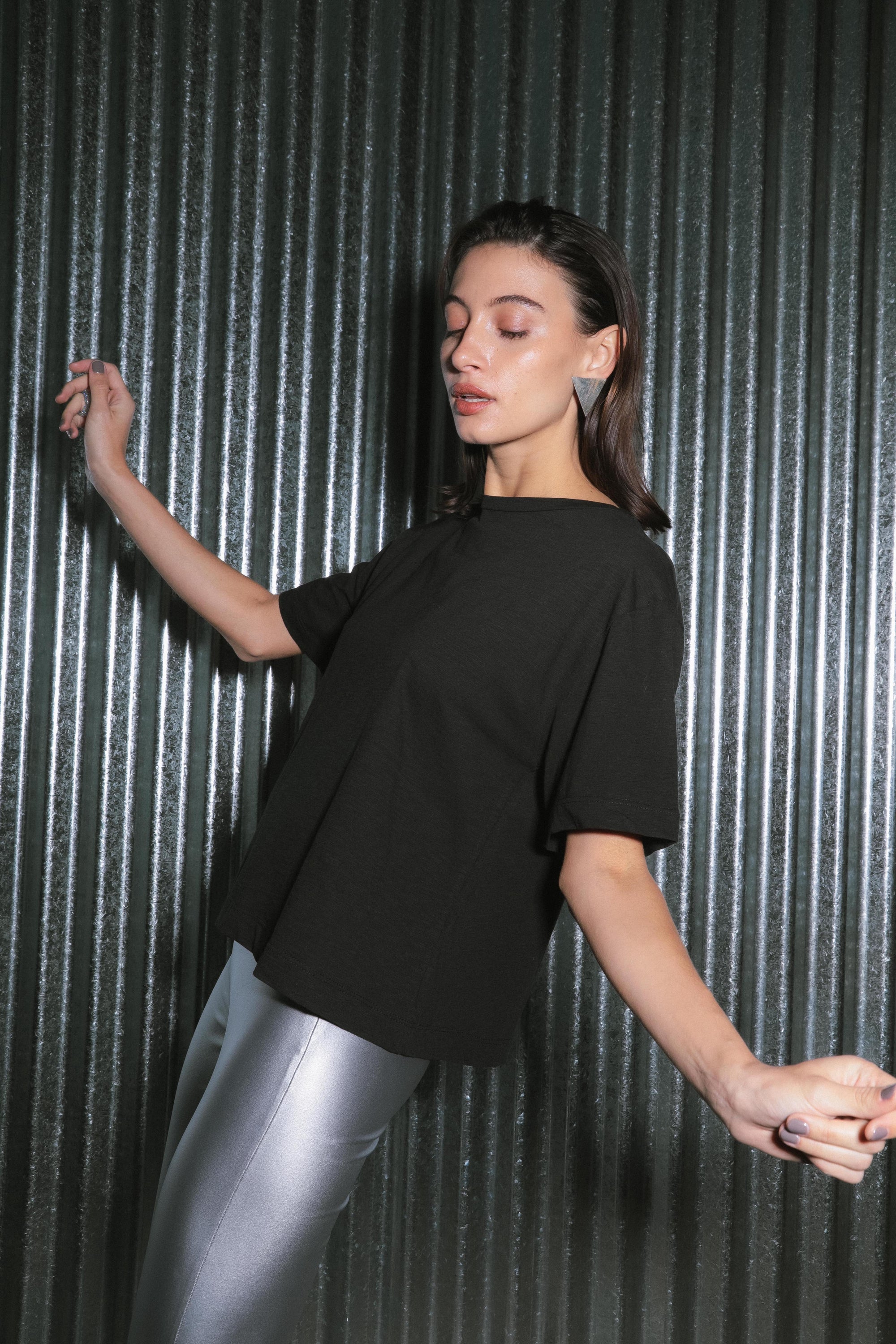 REMERA OPORTO - BLACK