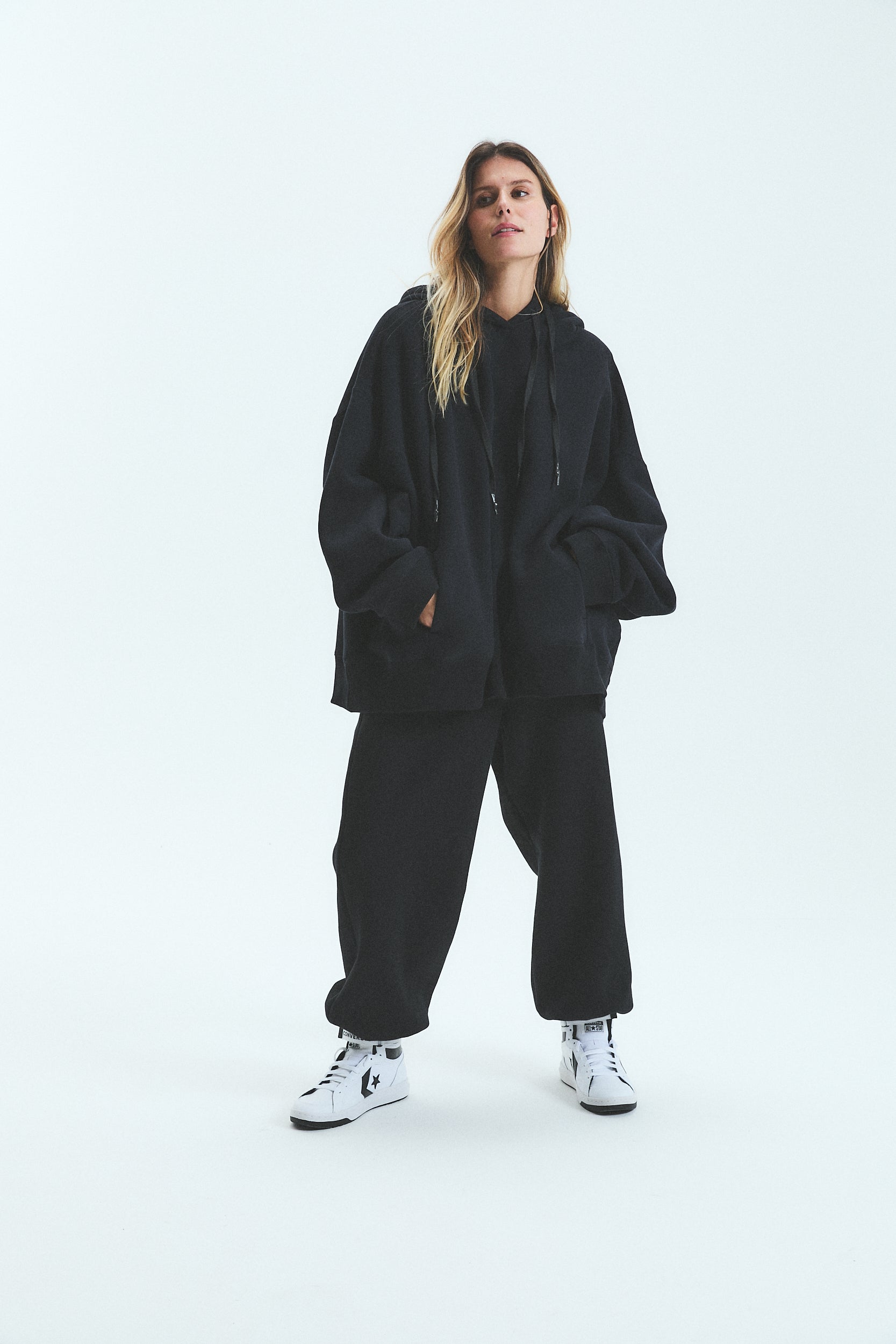 JOGGER TORI