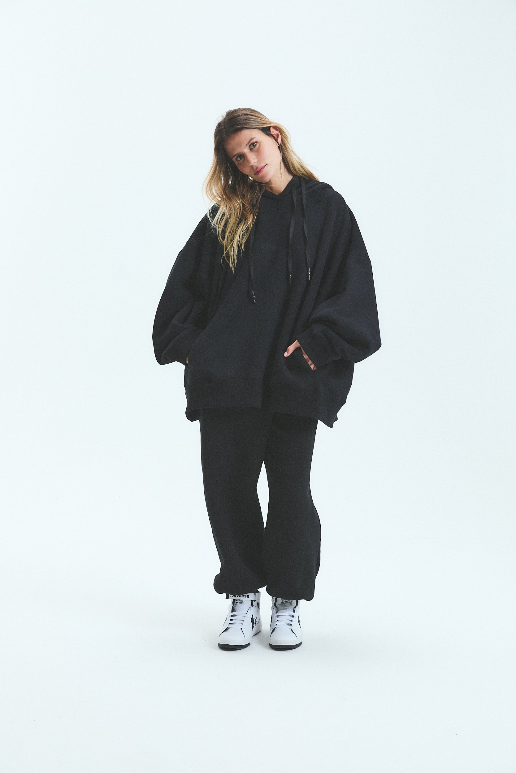 JOGGER TORI