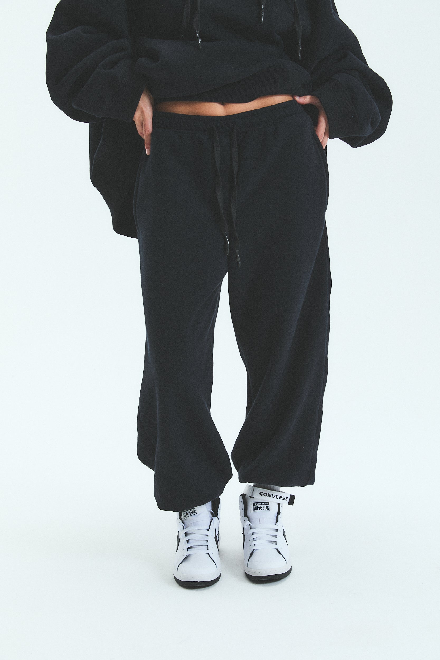 JOGGER TORI