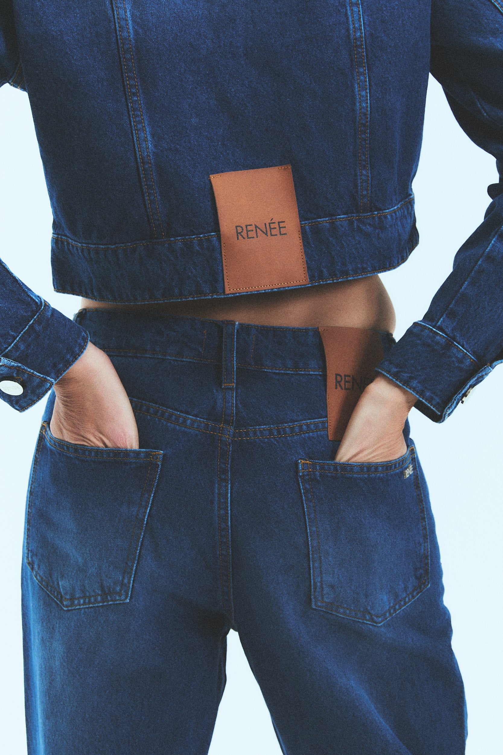JEAN Nº15 - THE OVERSIZE BLUE