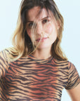 ARCHIVO - REMERA THELMA ZINNIA