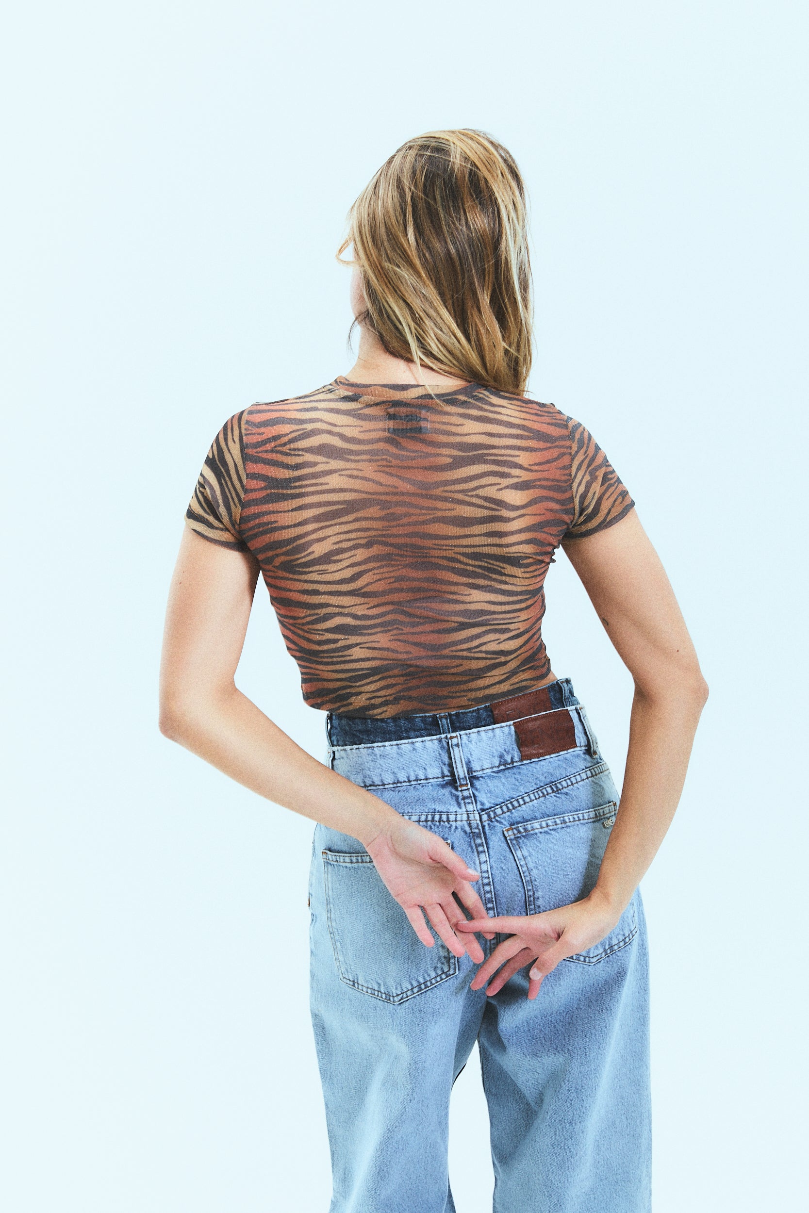 REMERA THELMA - ZINNIA