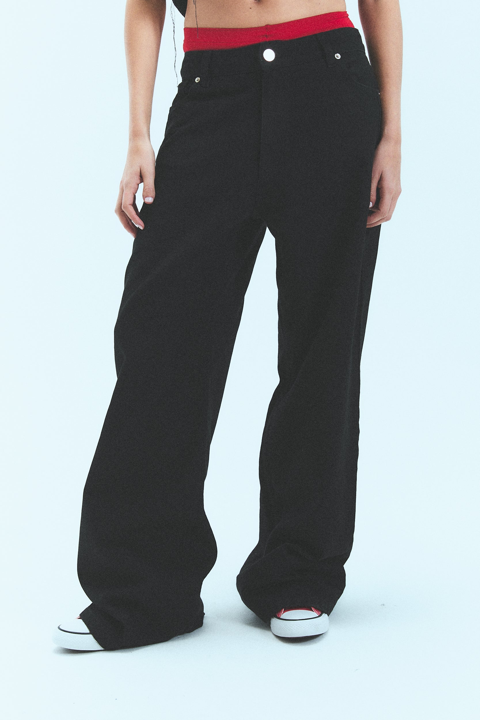JEAN N°3 - THE OVERSIZE BLACK