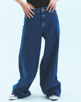 JEAN N°14 - THE OVERSIZE BLUE
