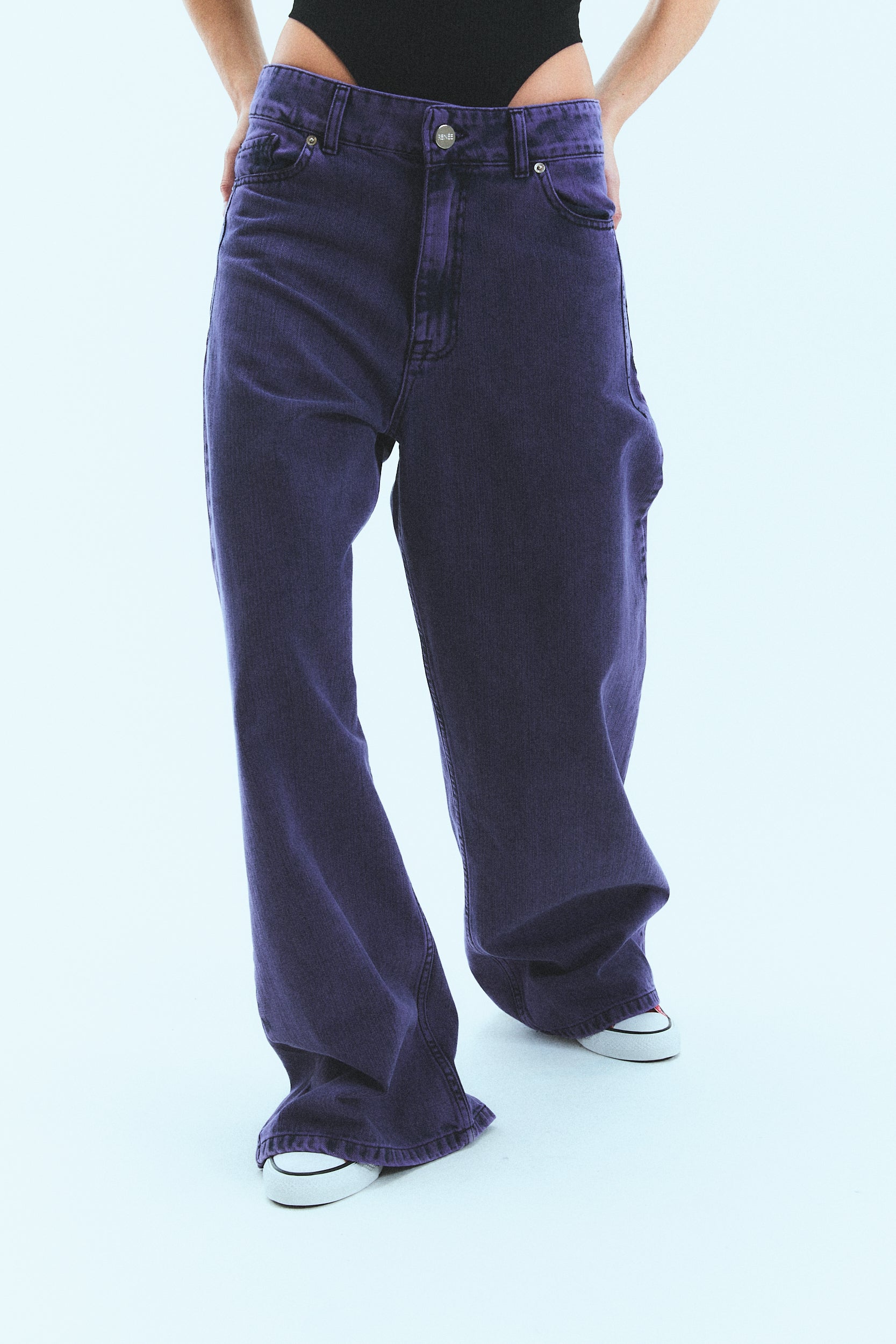 JEAN N°3 - THE OVERSIZE VIOLET