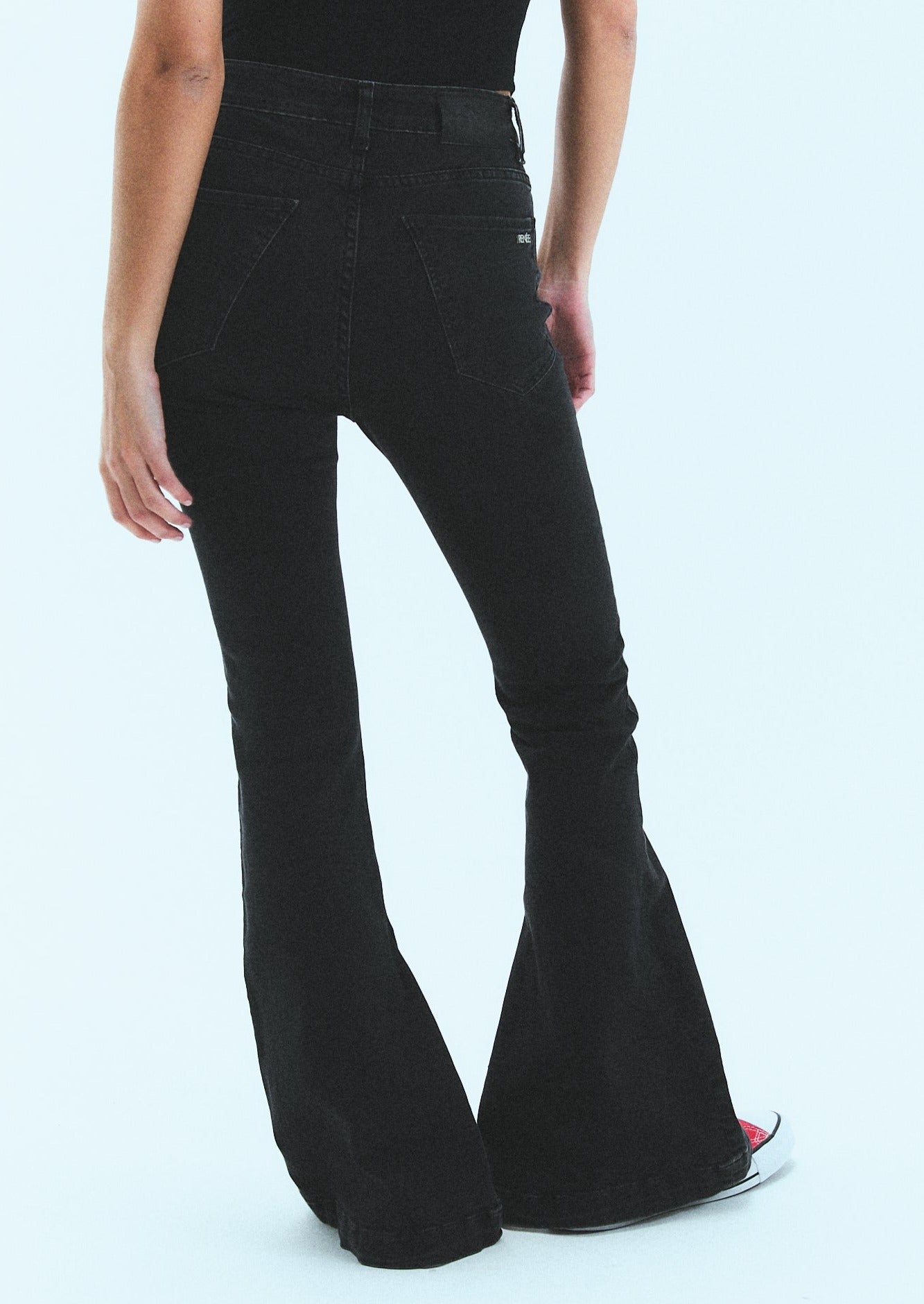 JEAN N°4 - THE OXFORD BLACK