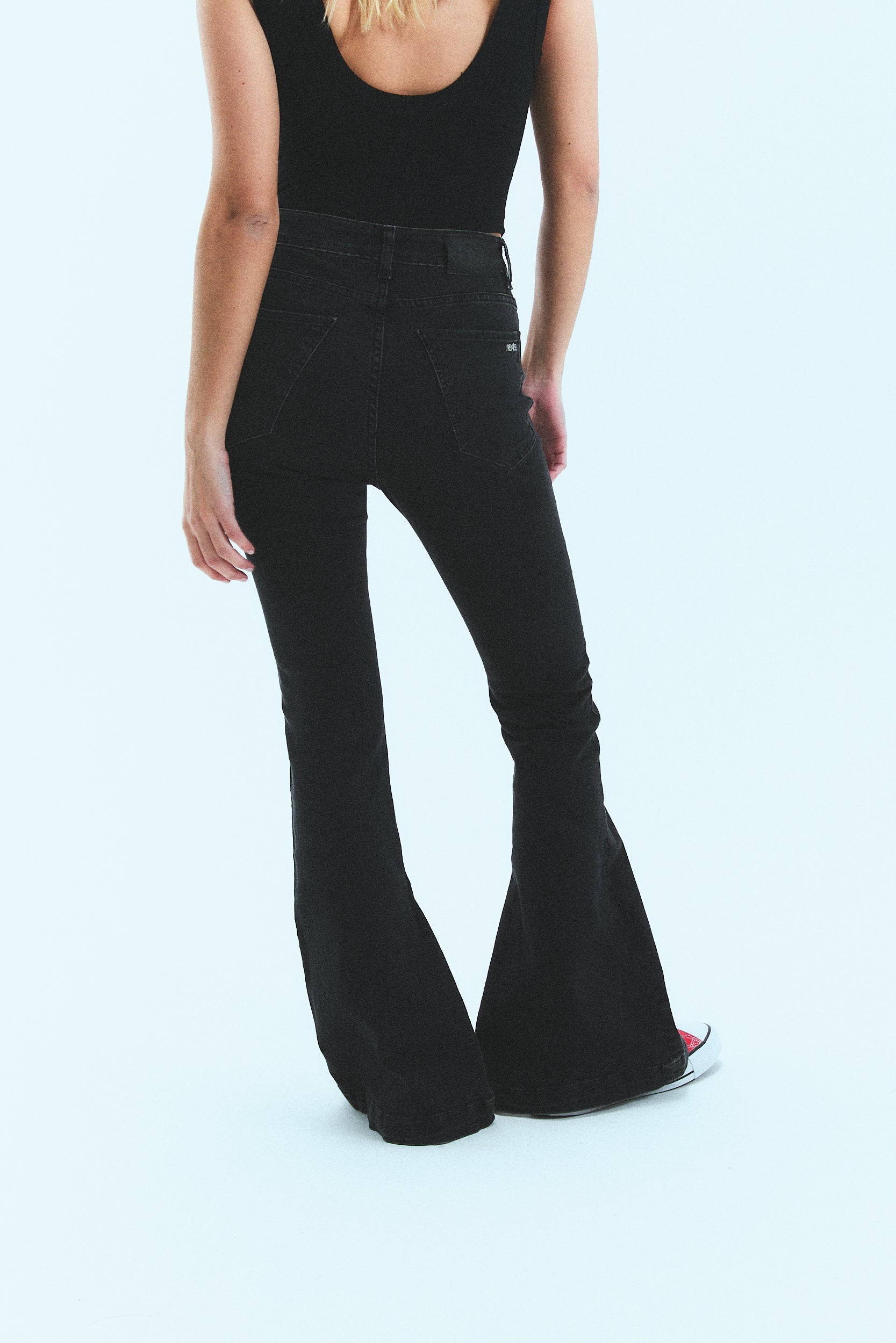JEAN N°4 - THE OXFORD BLACK