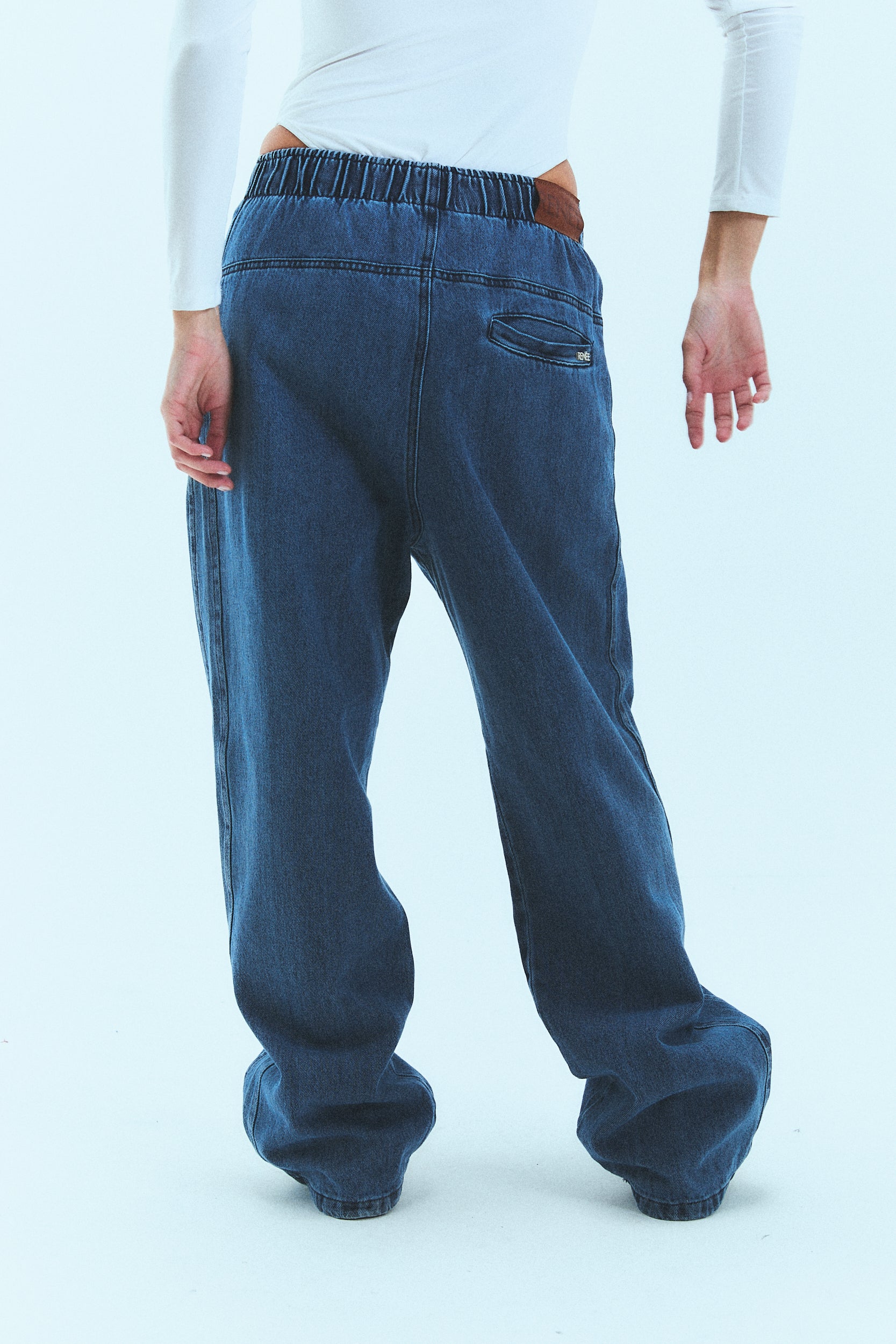 JEAN N°10 - THE OCEAN BLUE