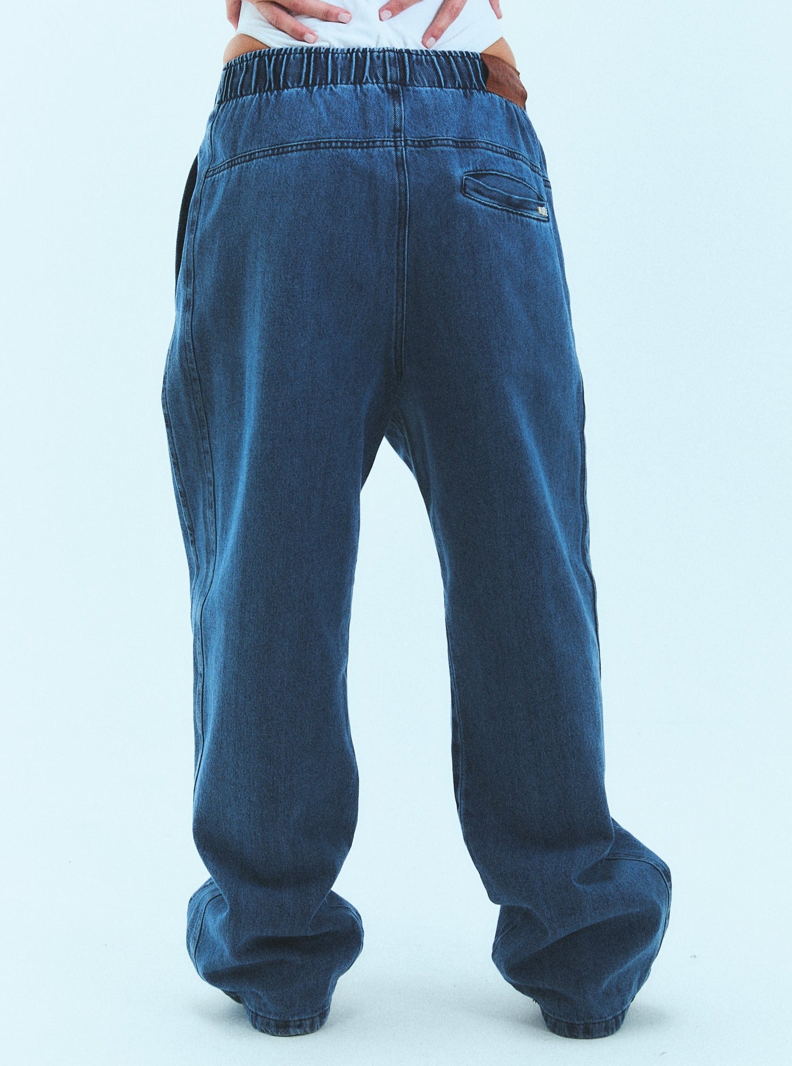 JEAN N°10 - THE OCEAN BLUE