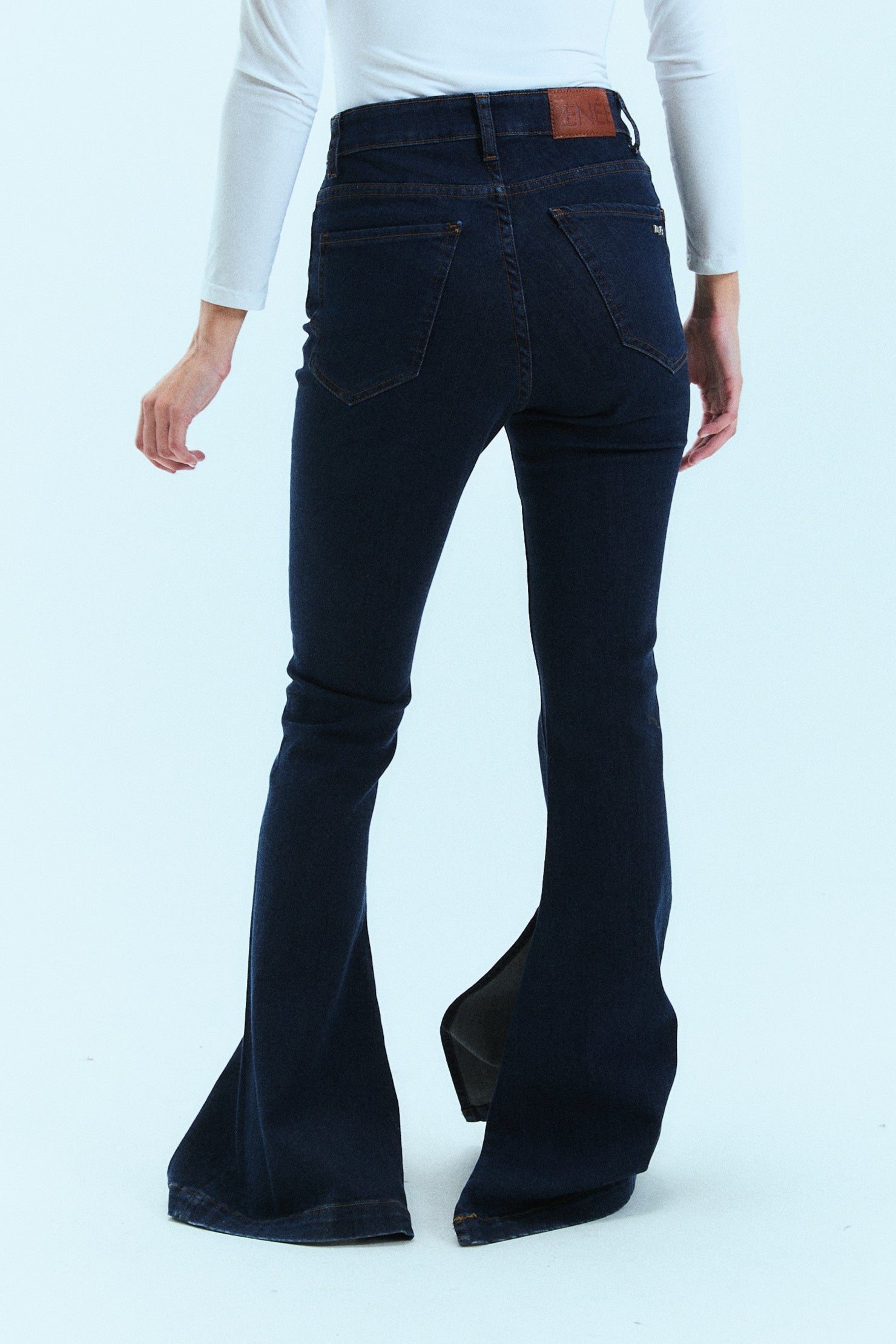 JEAN N°4 - THE OXFORD BLUE