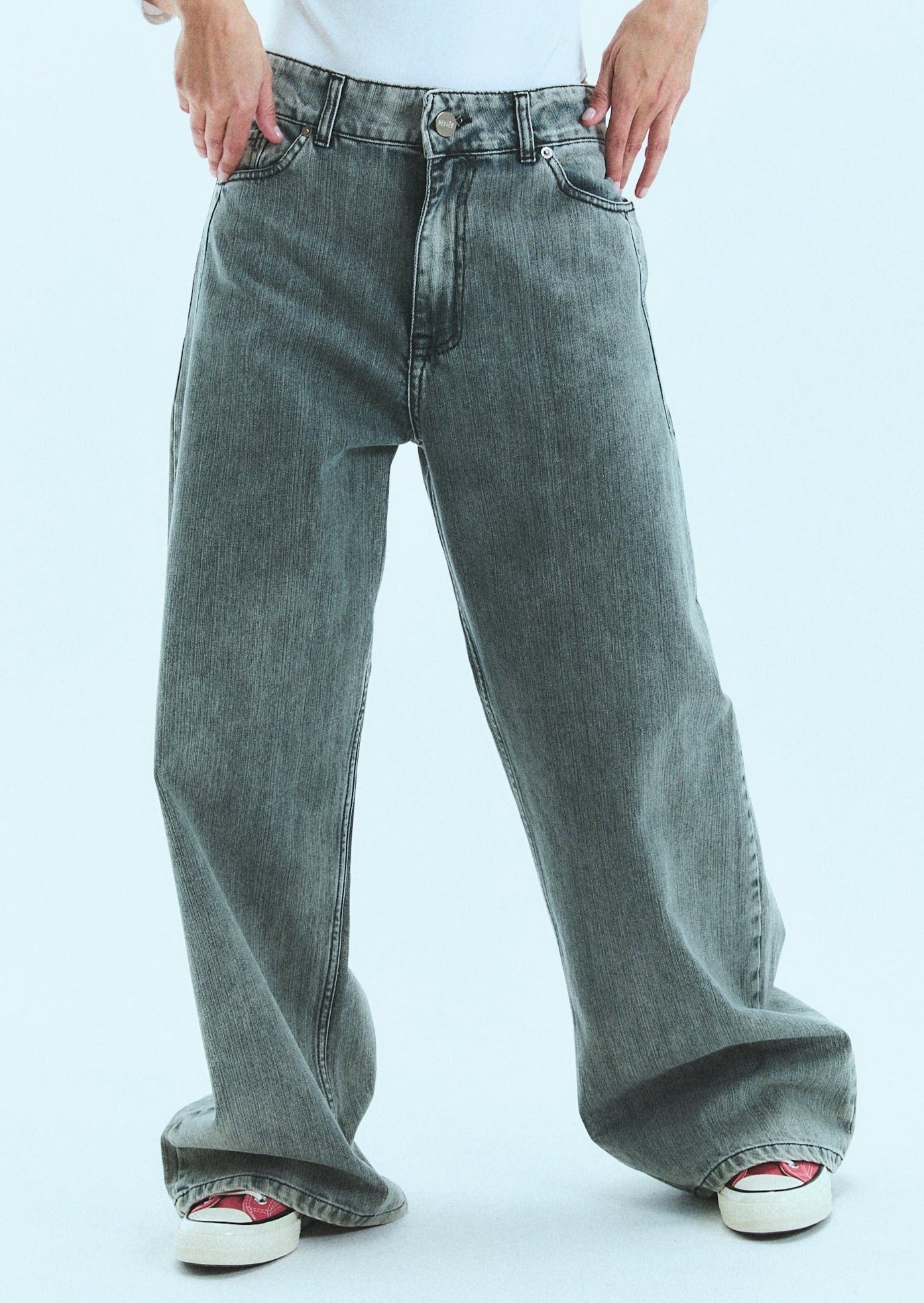 JEAN N°3 - THE OVERSIZE GREY