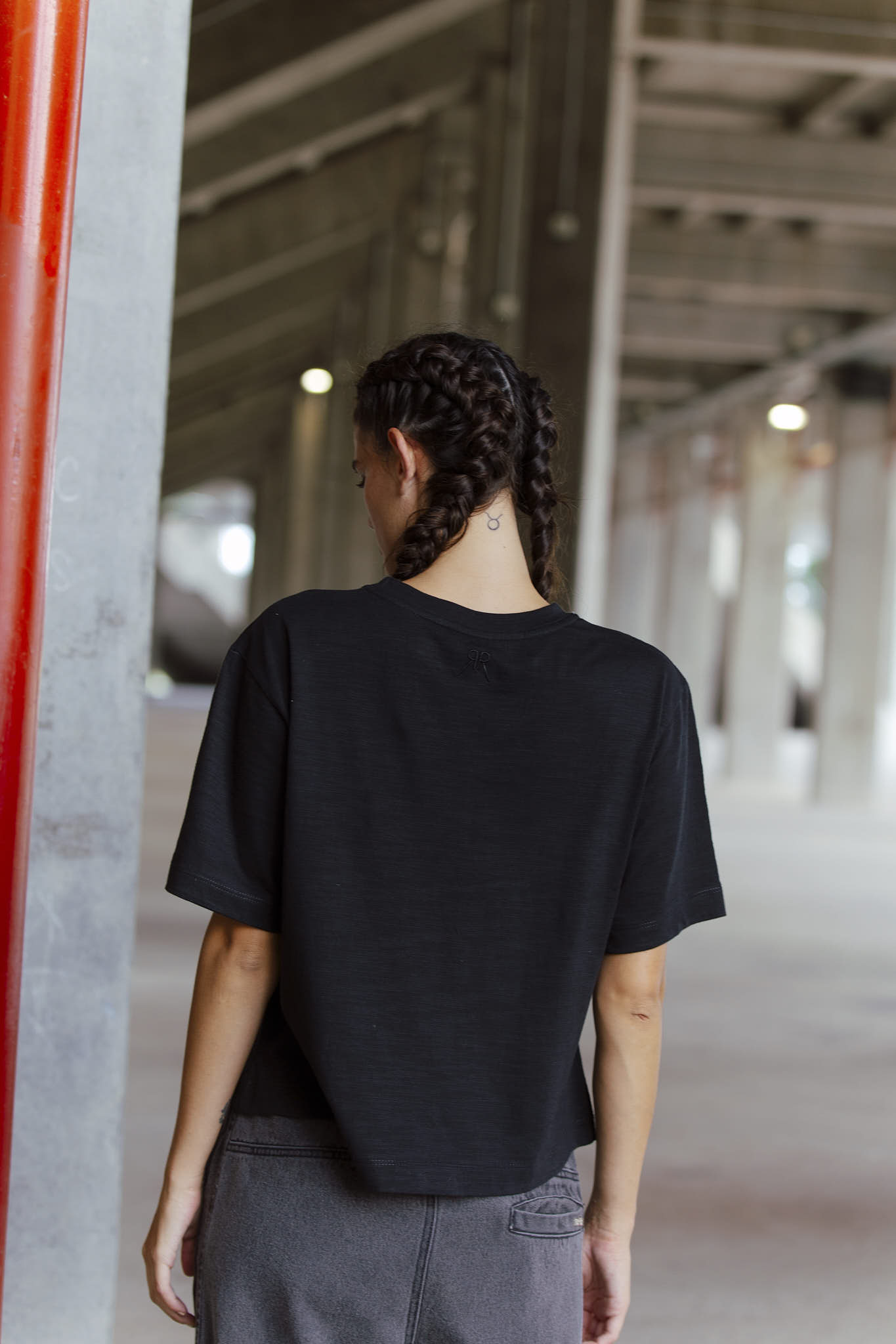 REMERA OPORTO - BLACK