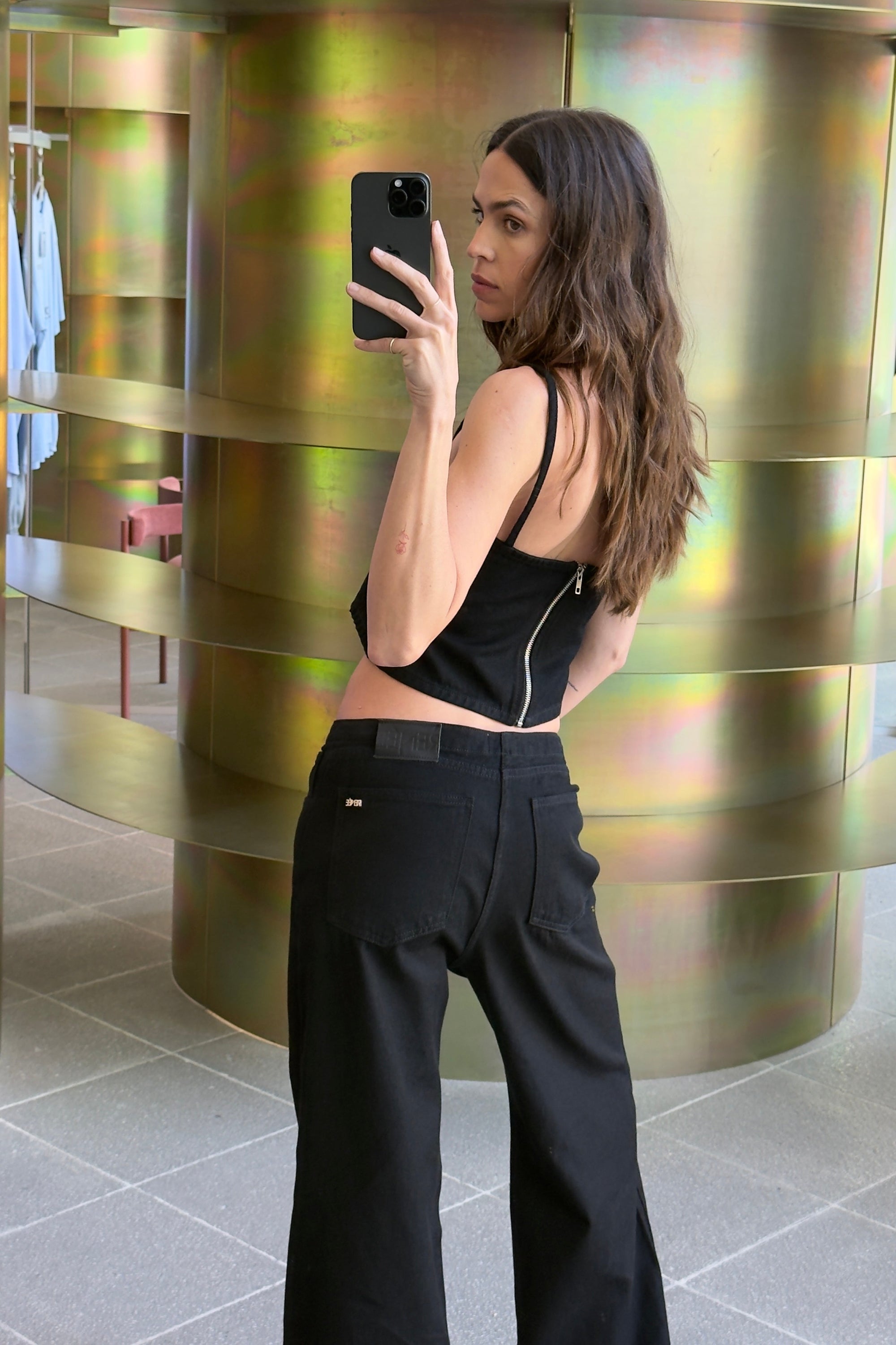 JEAN Nº21 – THE STRAIGHT BLACK