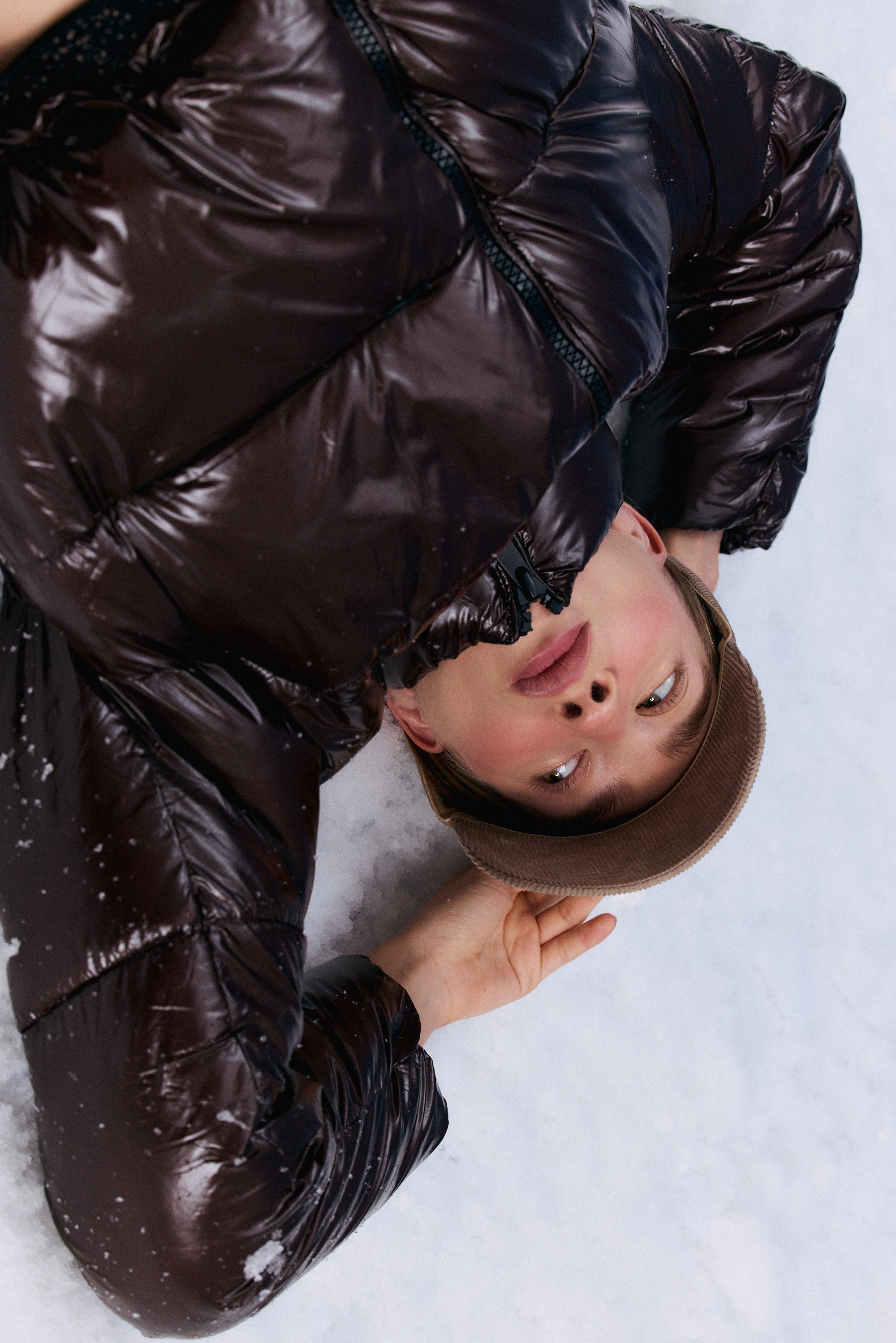 CAMPERA NOCTILUCA - DARK BROWN