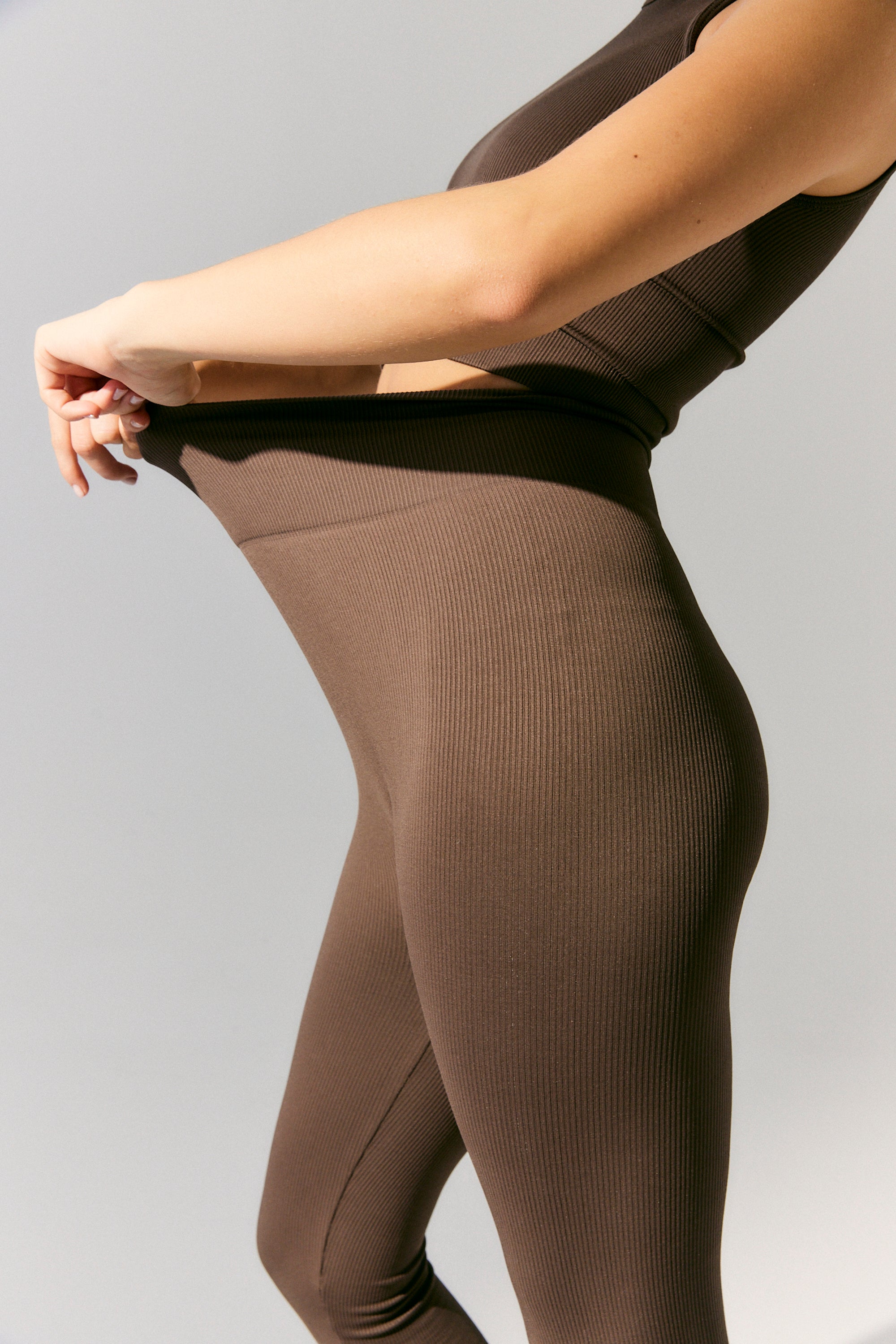 LEGGING R11 - DARK BROWN