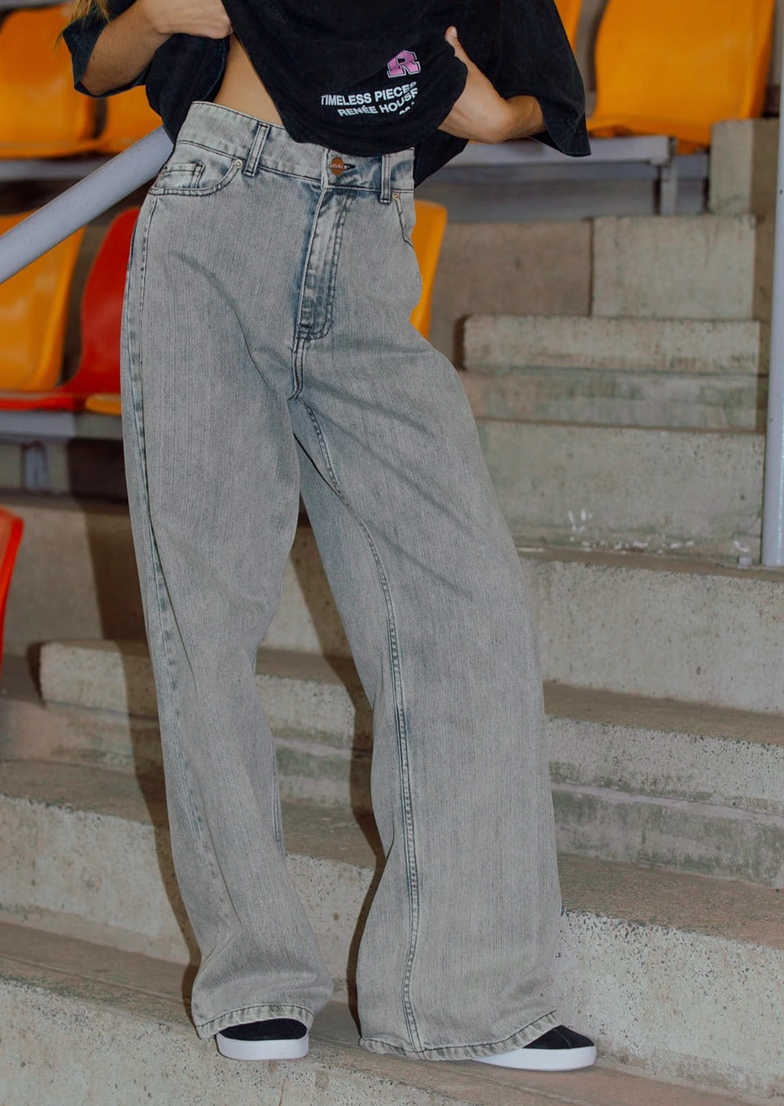 JEAN N°3 - THE OVERSIZE GREY
