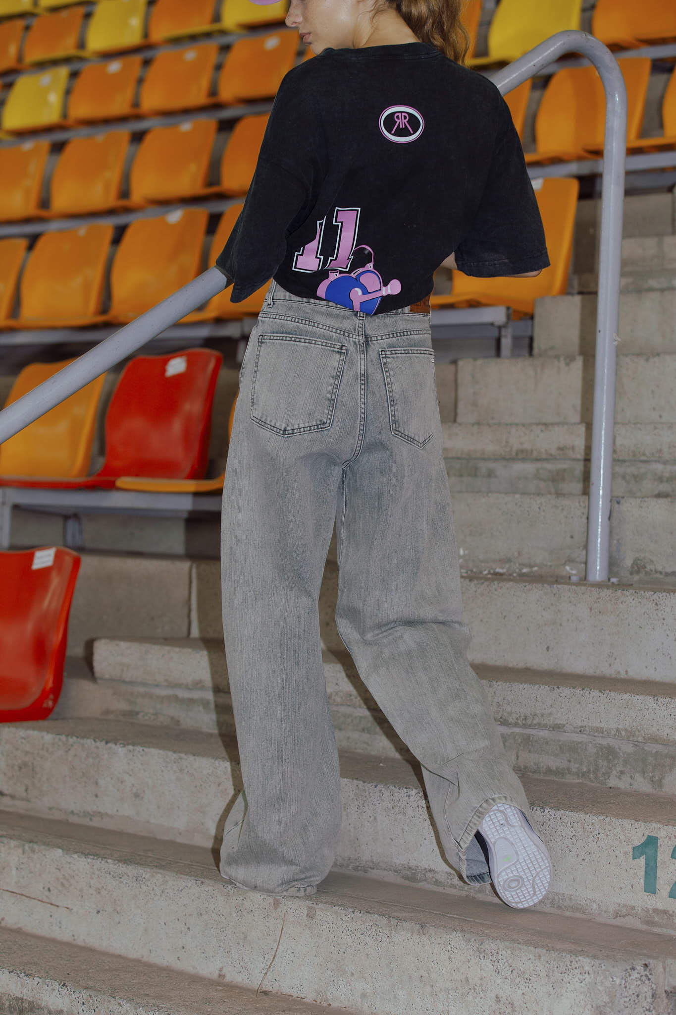 JEAN N°3 - THE OVERSIZE GREY