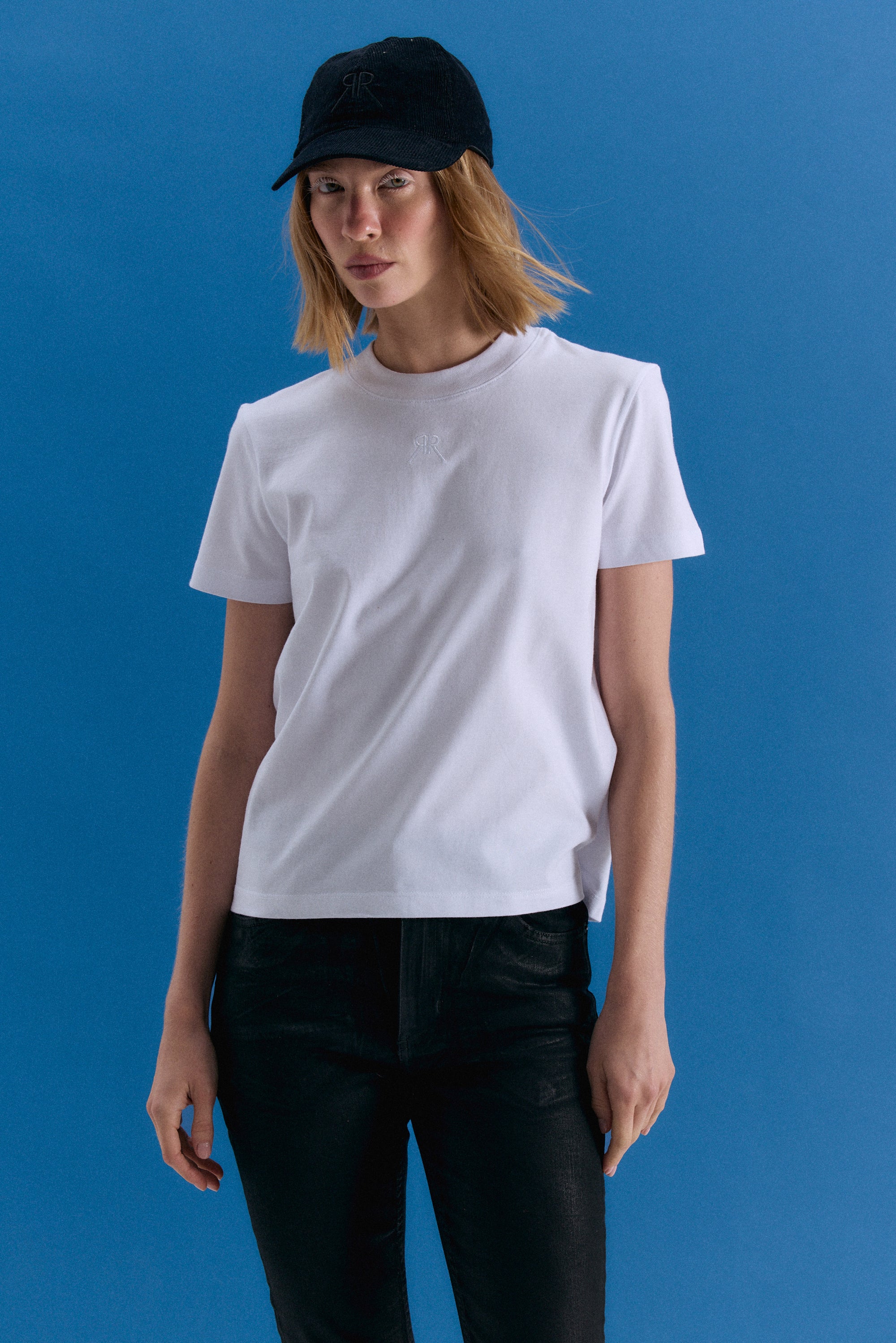REMERA ESMERALDA - OFF WHITE