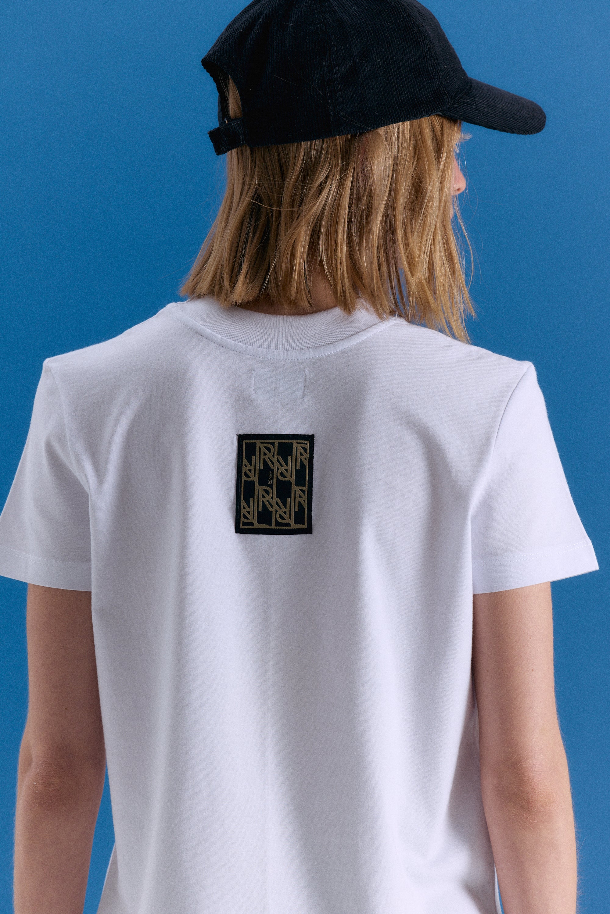 REMERA ESMERALDA - OFF WHITE