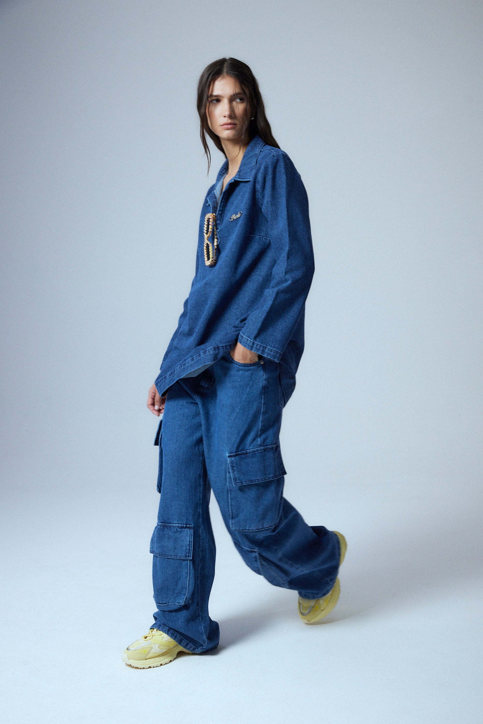 JEAN Nº20 - THE CARGO BLUE