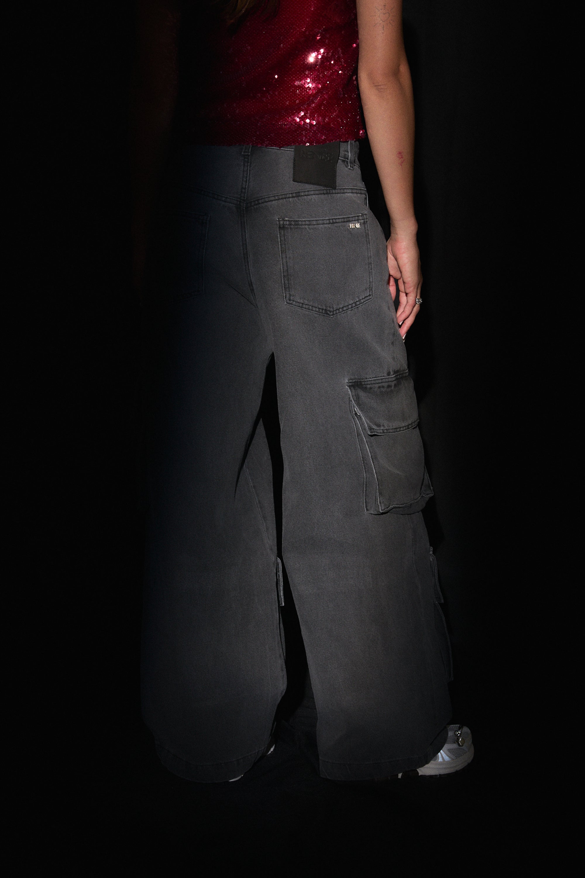 JEAN Nº20 - THE CARGO GREY