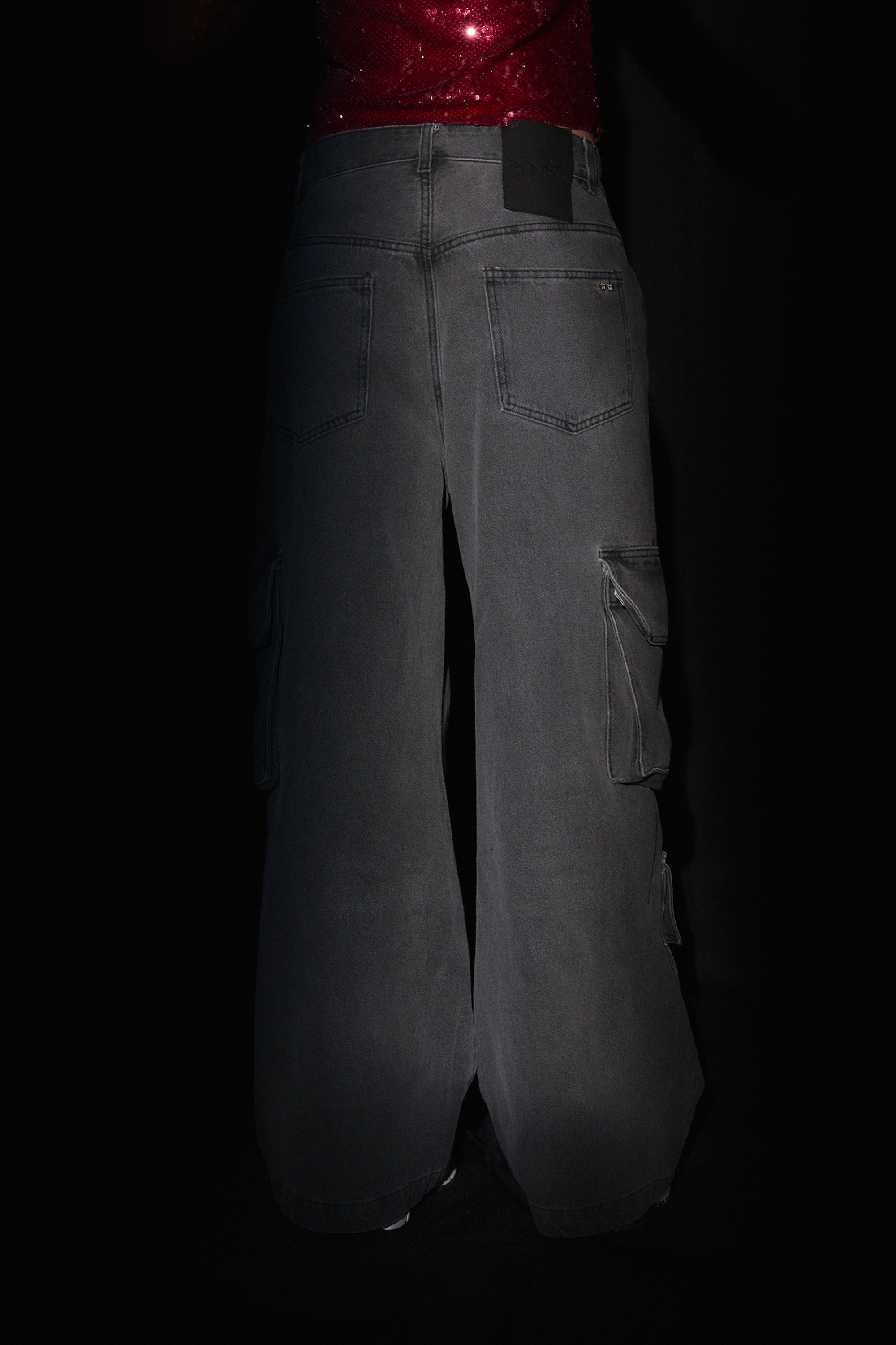 JEAN Nº20 - THE CARGO GREY