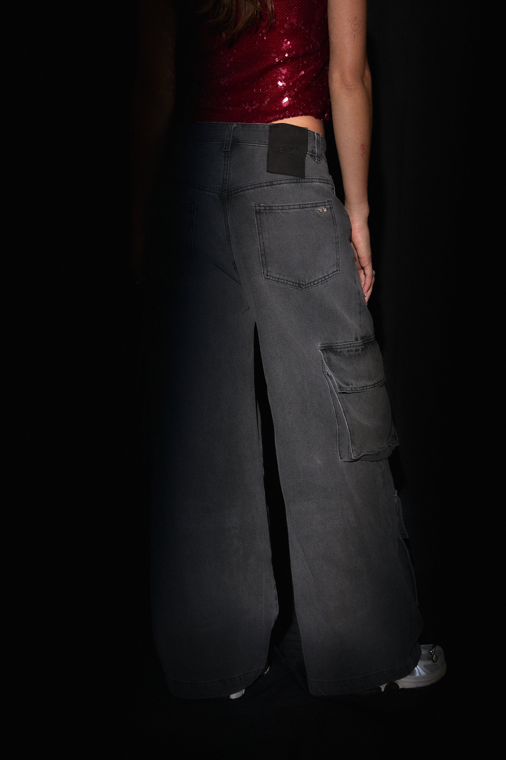 JEAN Nº20 - THE CARGO GREY