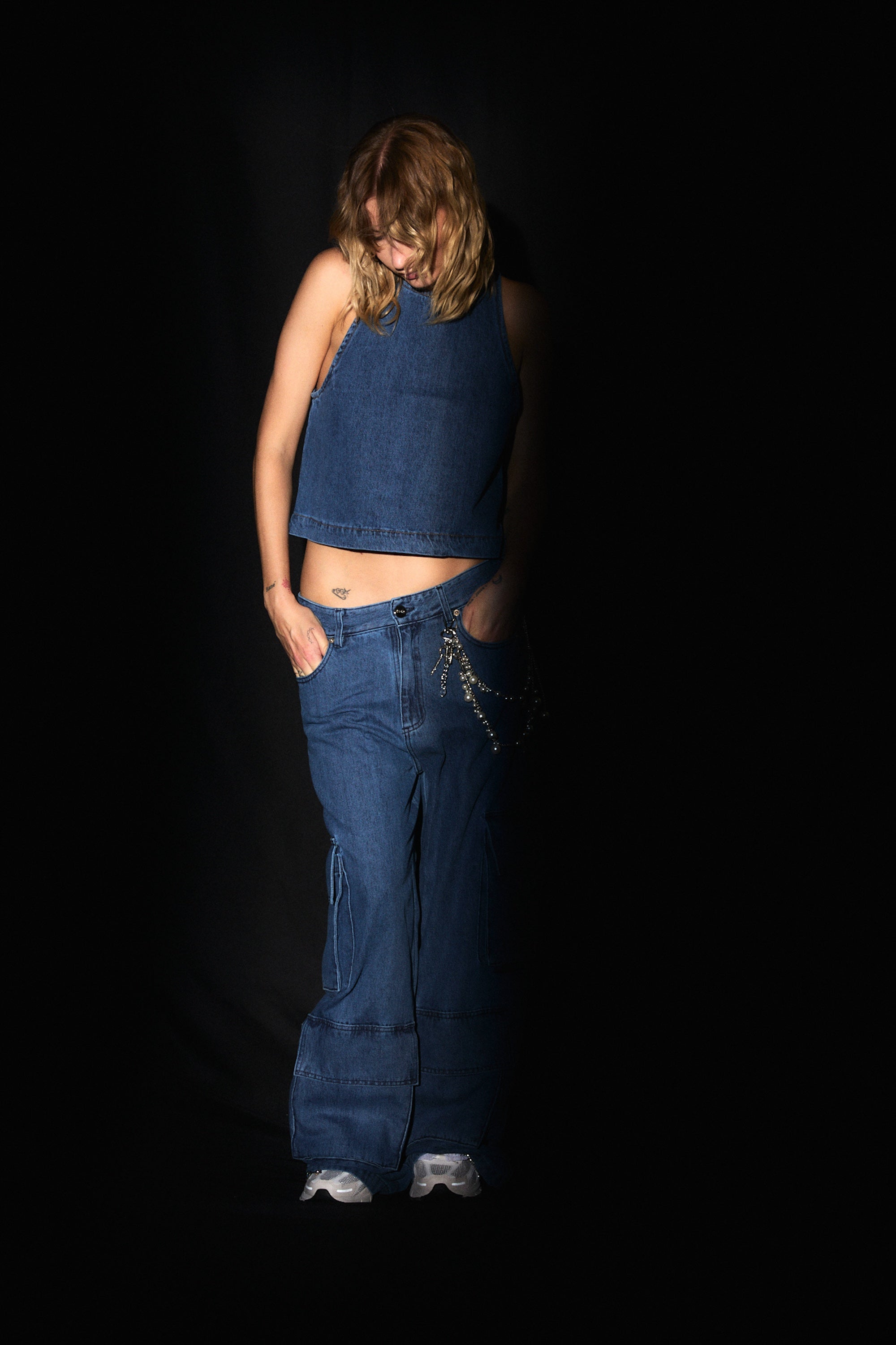 JEAN Nº20 - THE CARGO BLUE