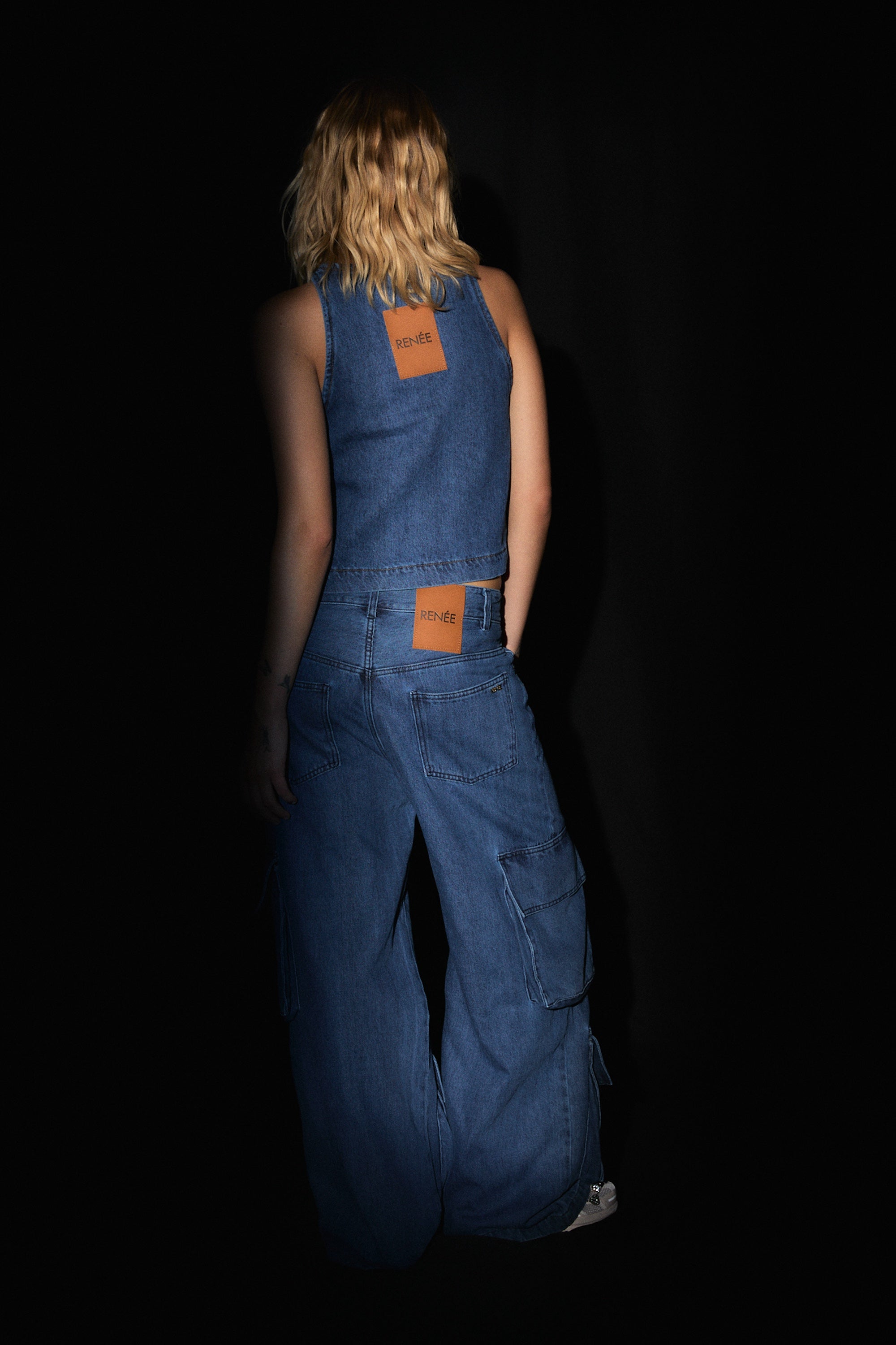 JEAN Nº20 - THE CARGO BLUE
