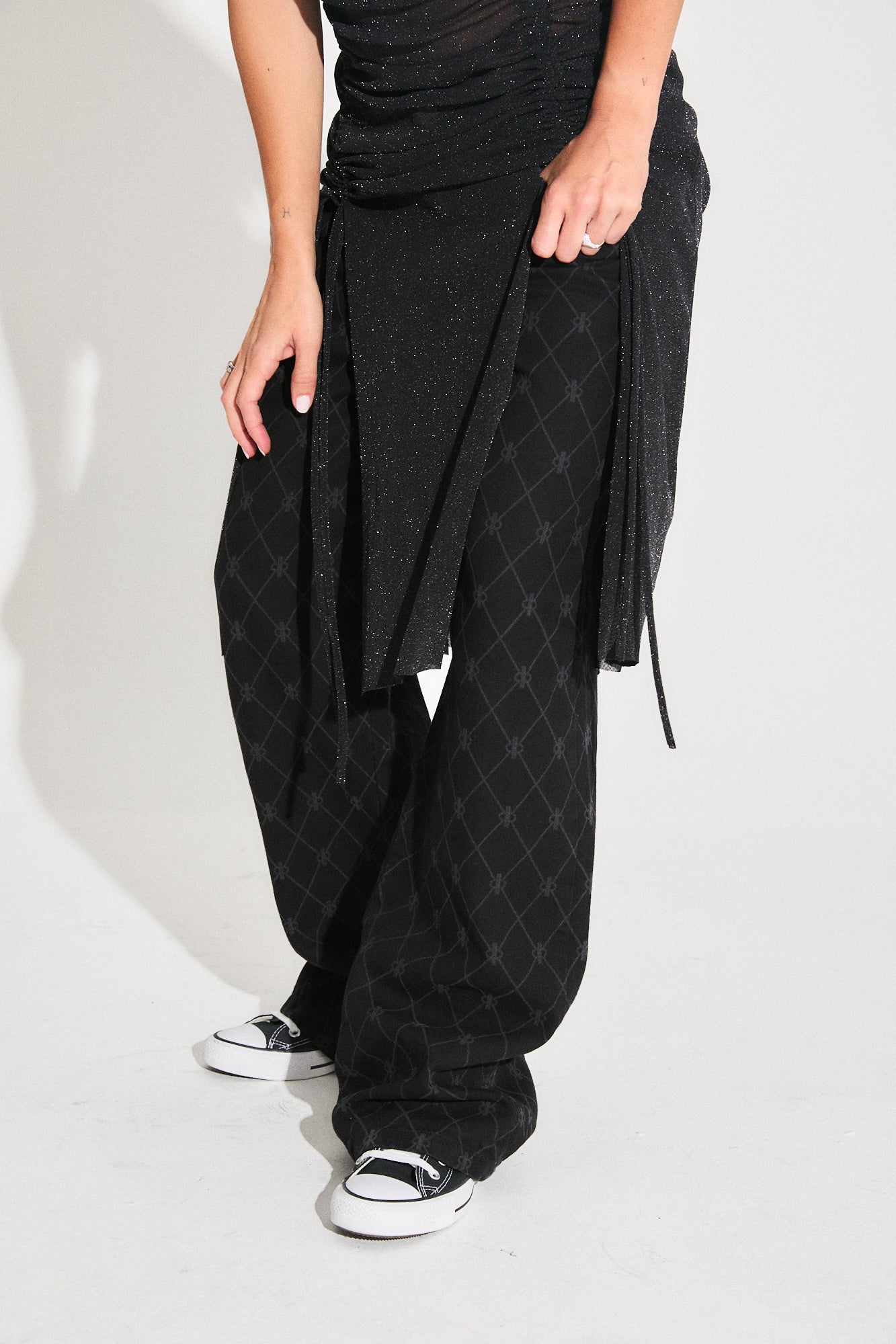 JEAN Nº18 - THE OVERSIZE MONOGRAM