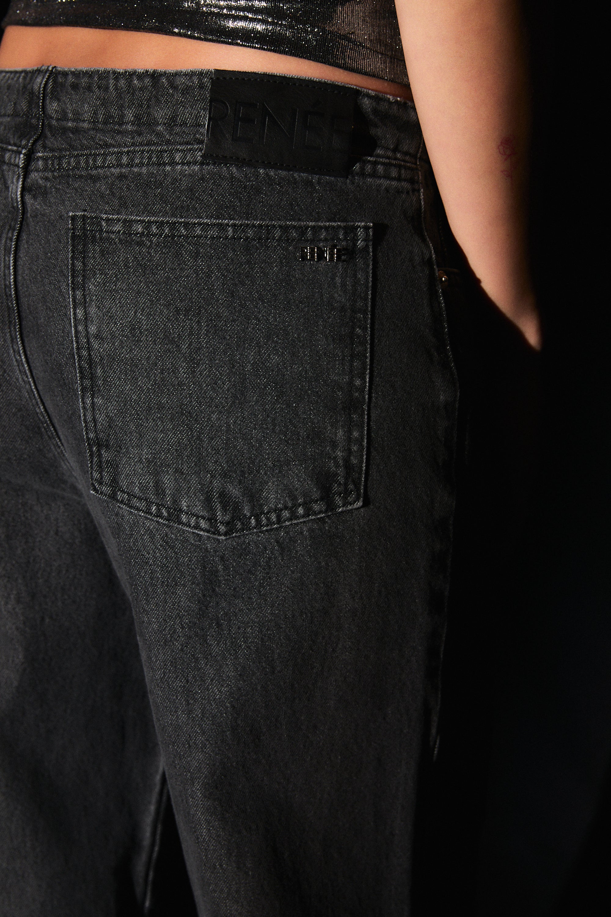 JEAN Nº21 - THE STRAIGHT GREY