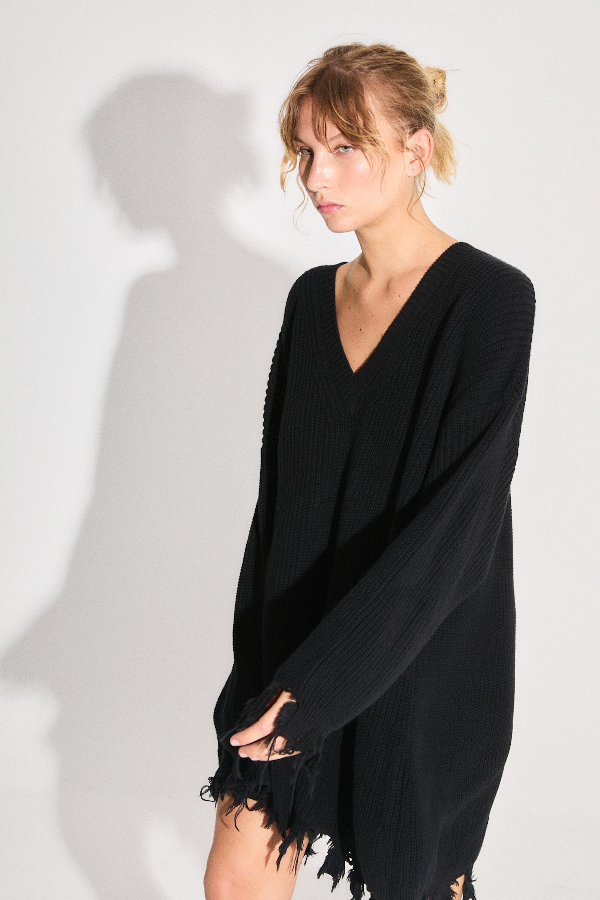 SWEATER HALO - BLACK