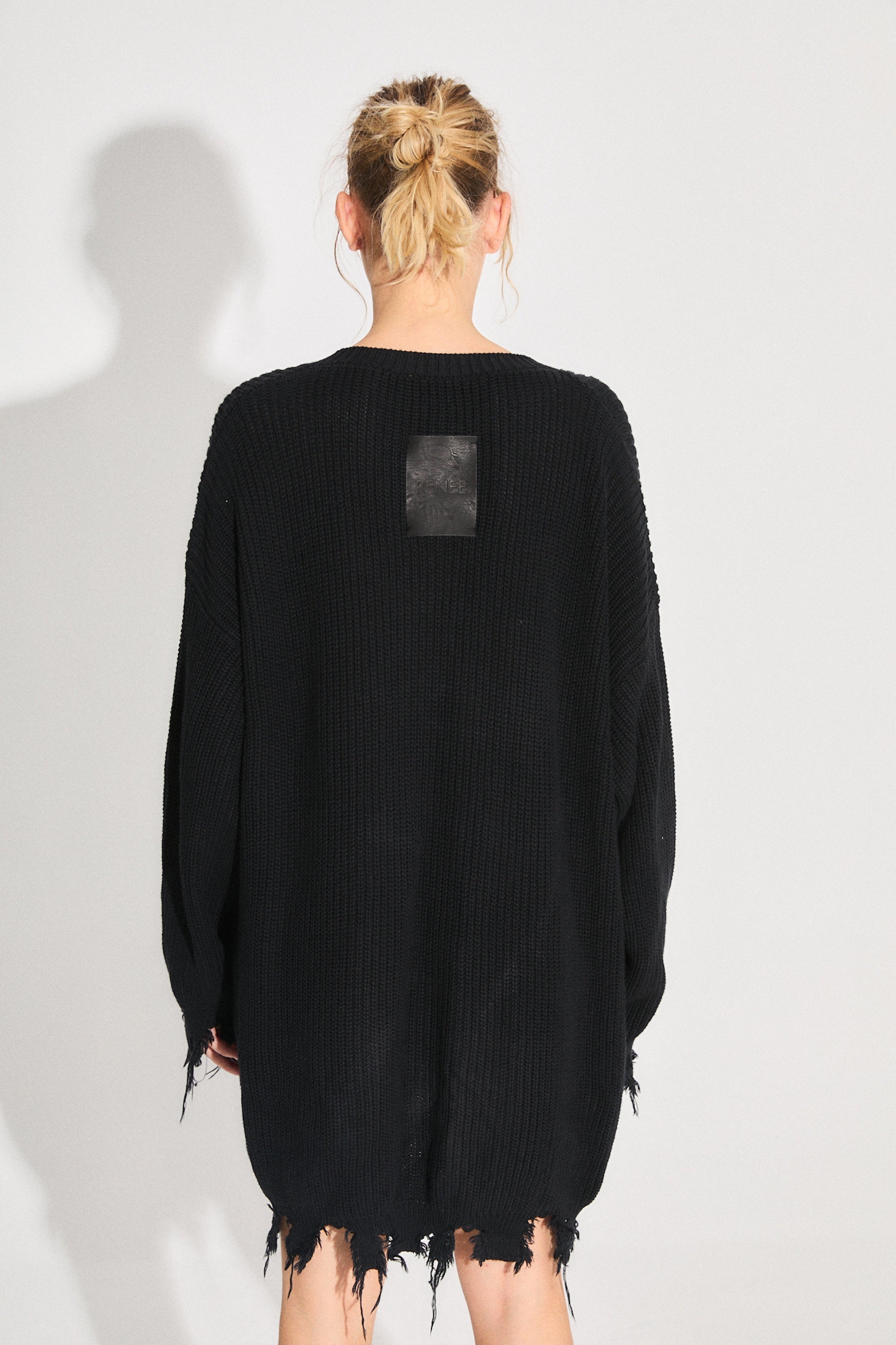 SWEATER HALO - BLACK