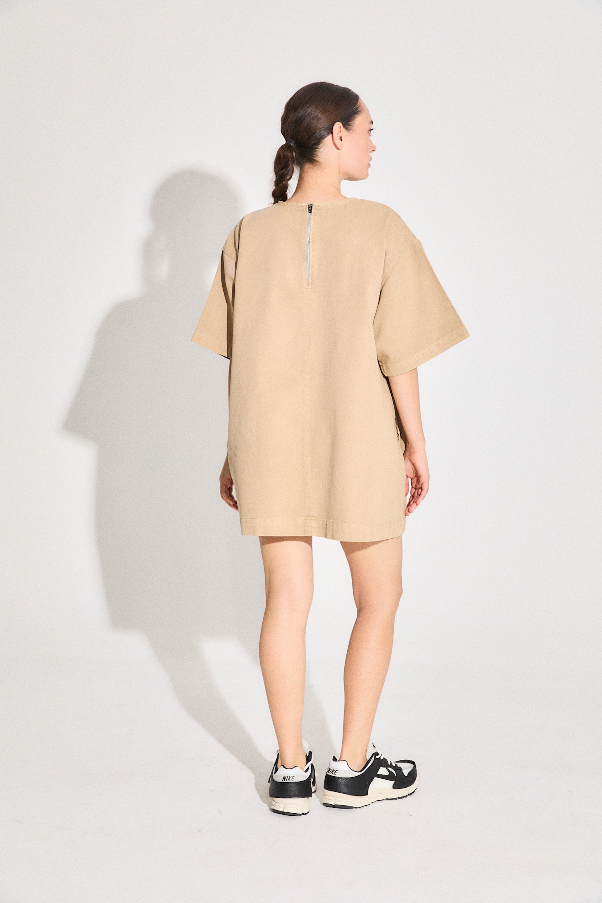VESTIDO CÓSMICO - CAMEL