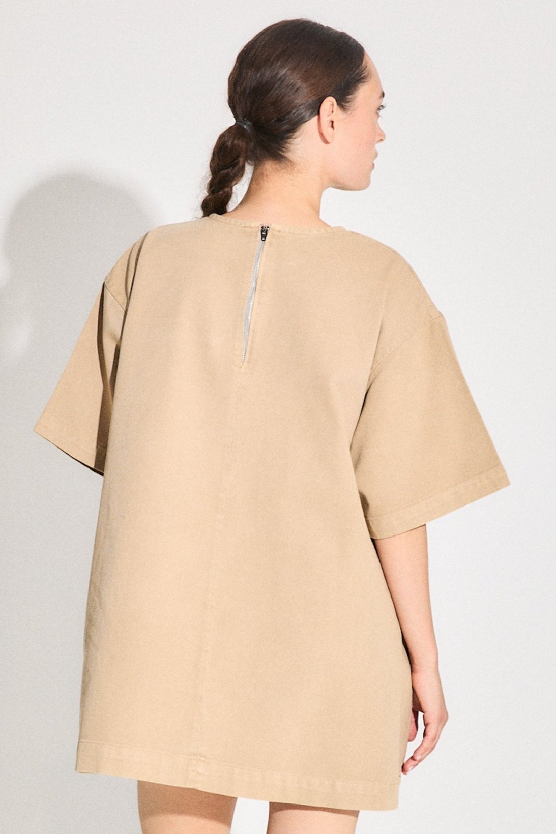 VESTIDO CÓSMICO - CAMEL