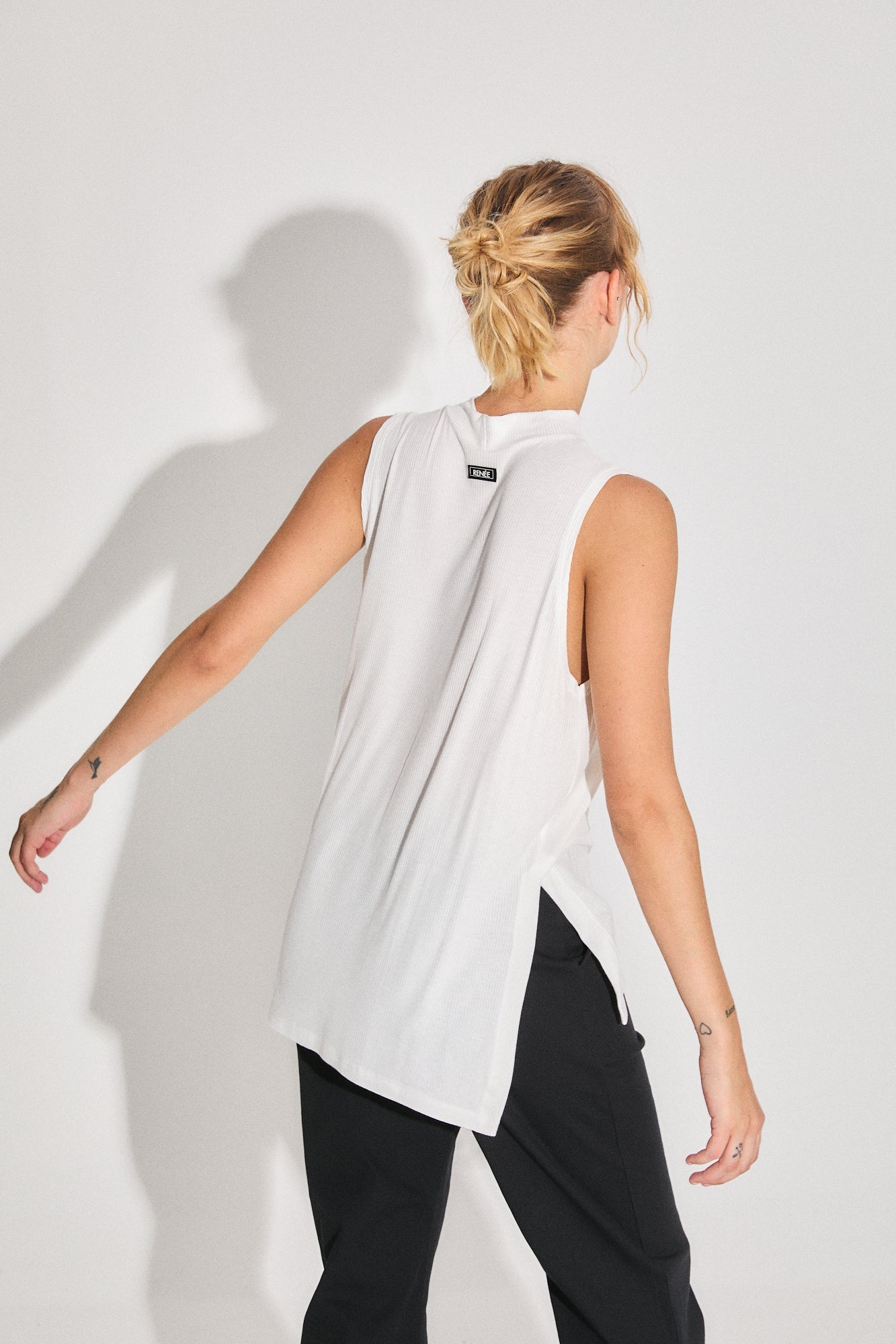 MUSCULOSA LOS ÁNGELES - OFF WHITE