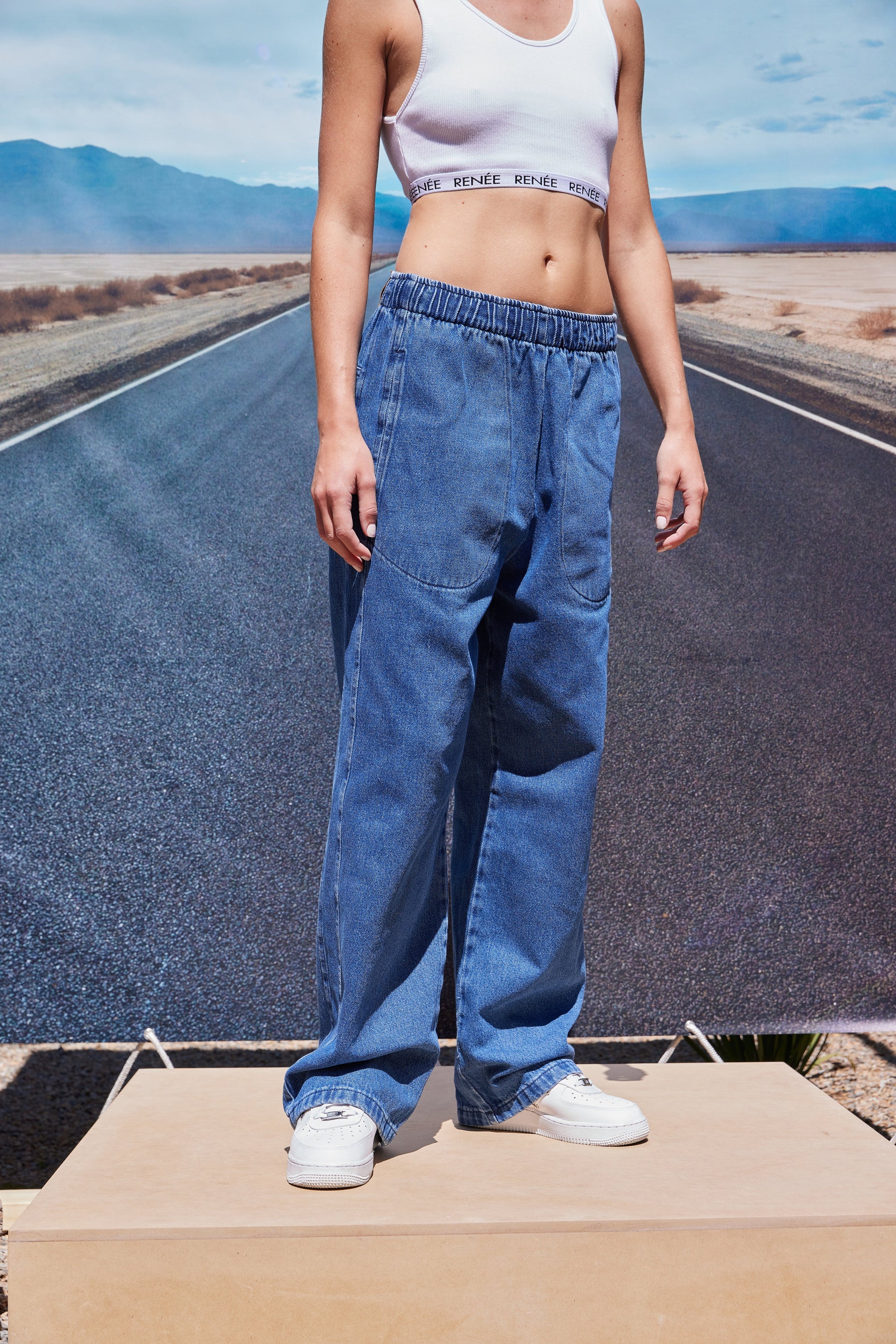 JEAN N°10 - THE OCEAN BLUE