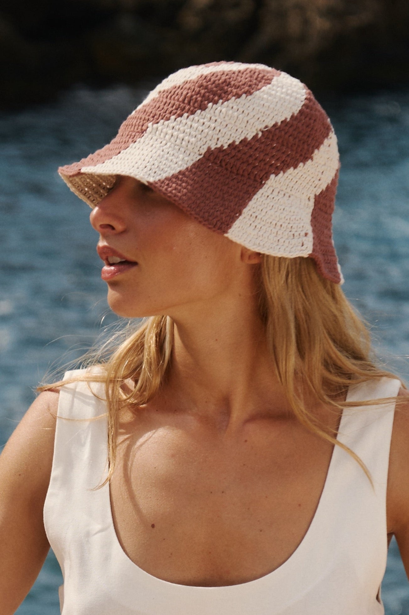 GORRO HECHIZO - COFFEE