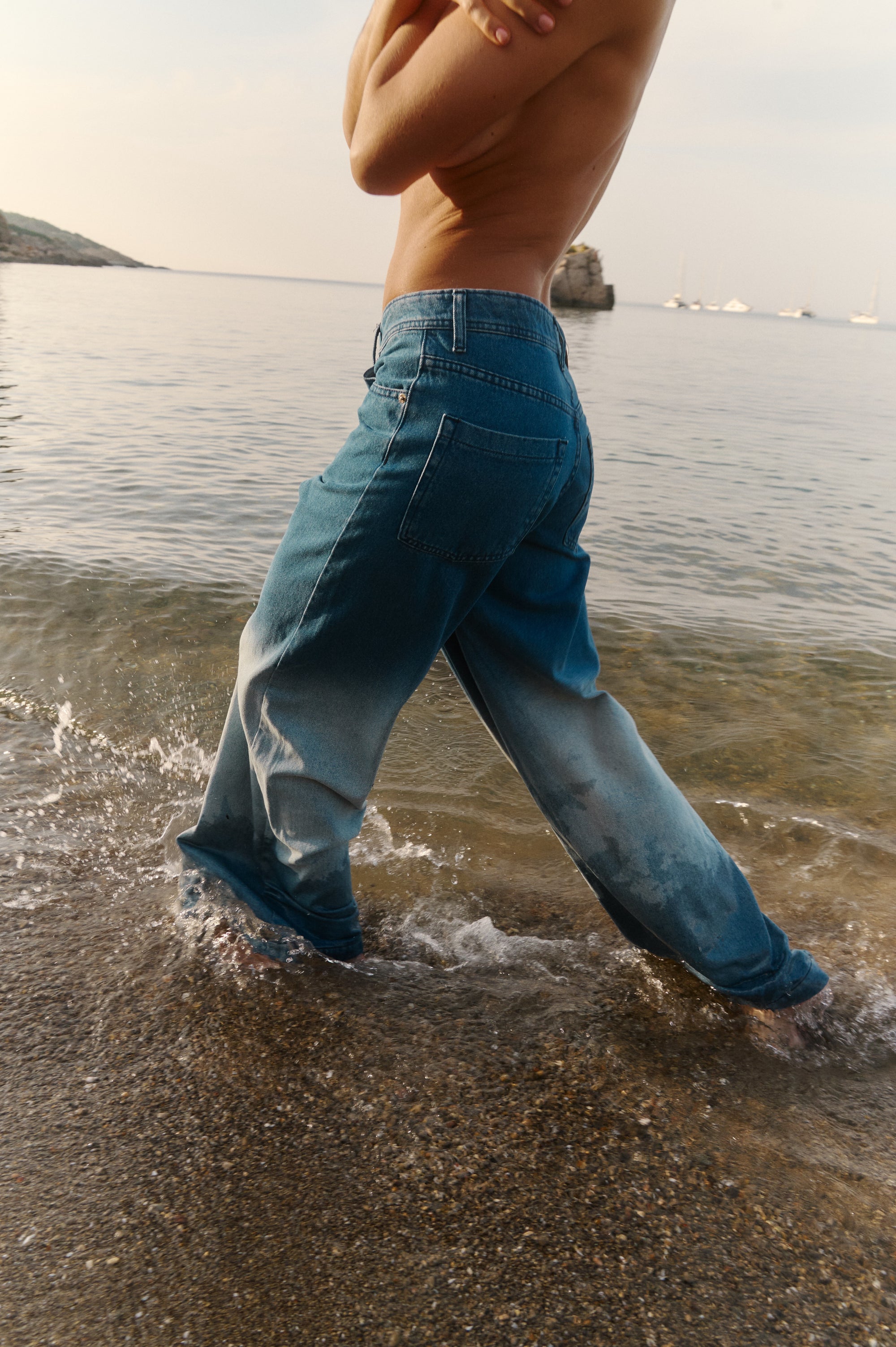 JEAN Nº24 - THE OVERSIZE MAREA