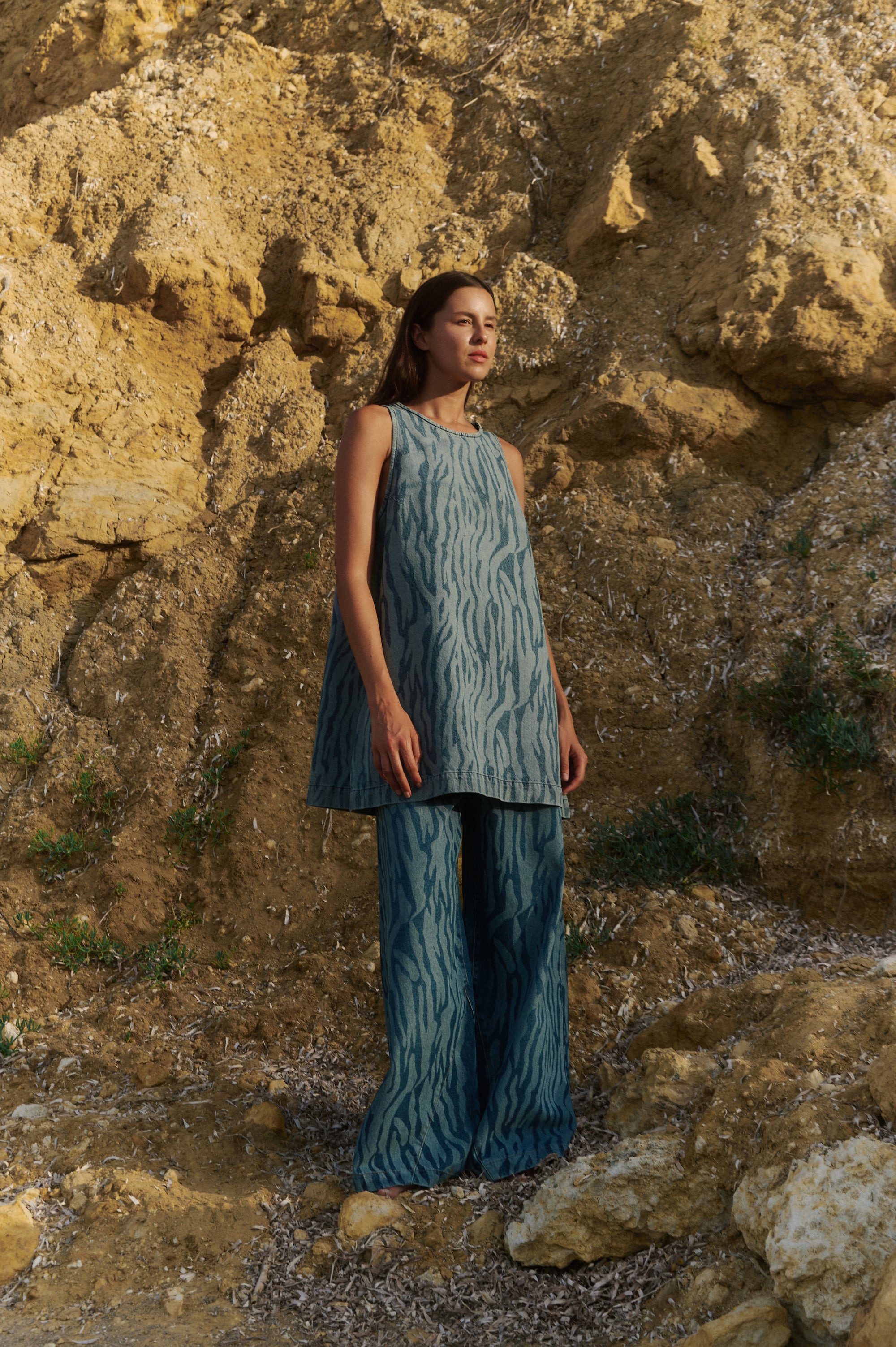 JEAN Nº24 - THE OVERSIZE SAFARI