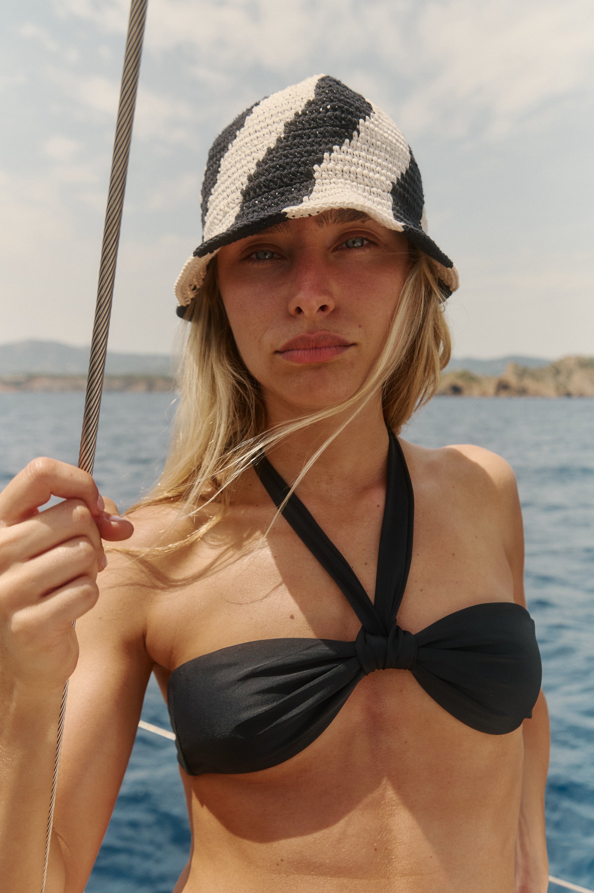 GORRO HECHIZO - BLACK