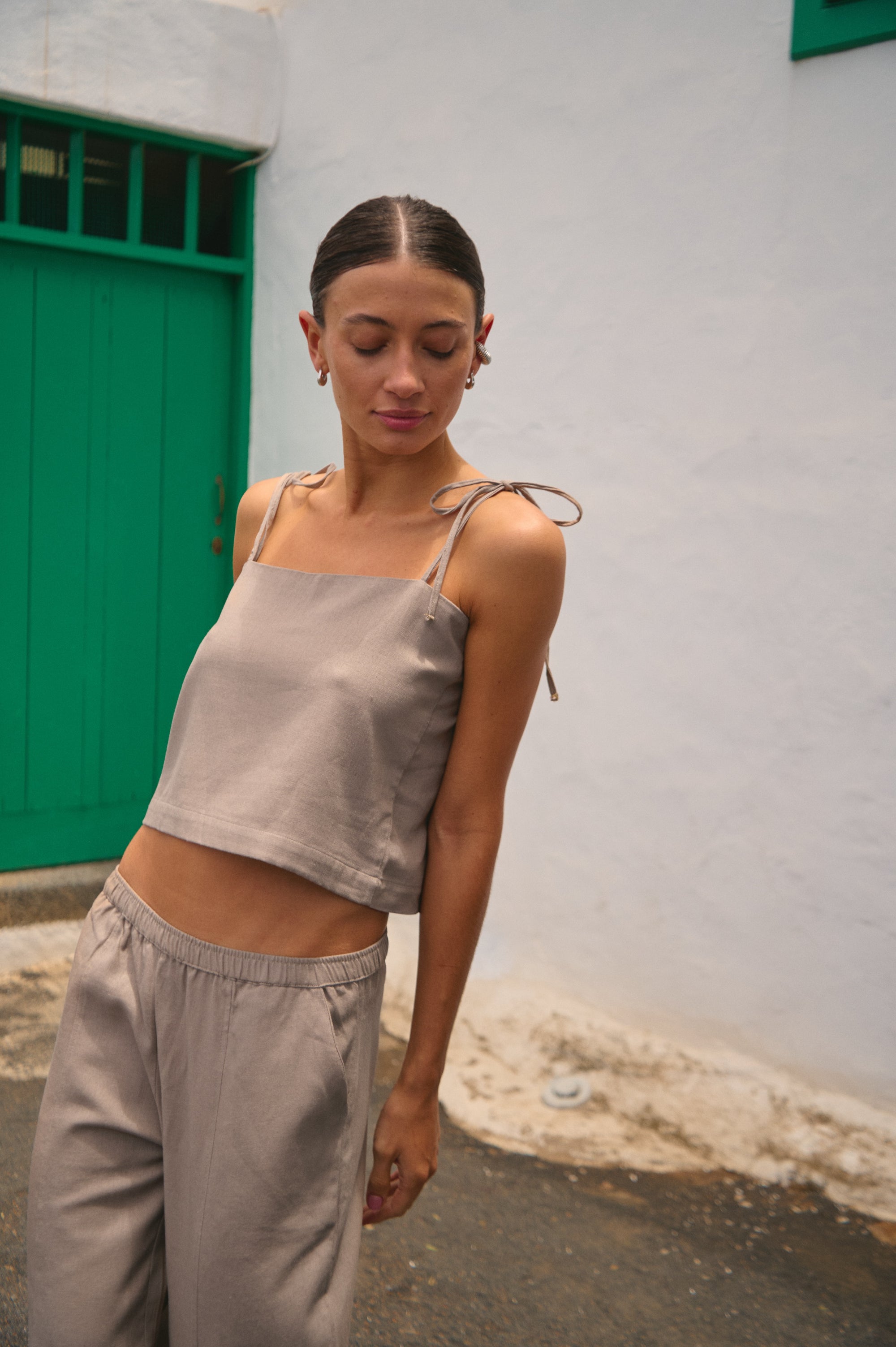 NINA TOP - BLACK