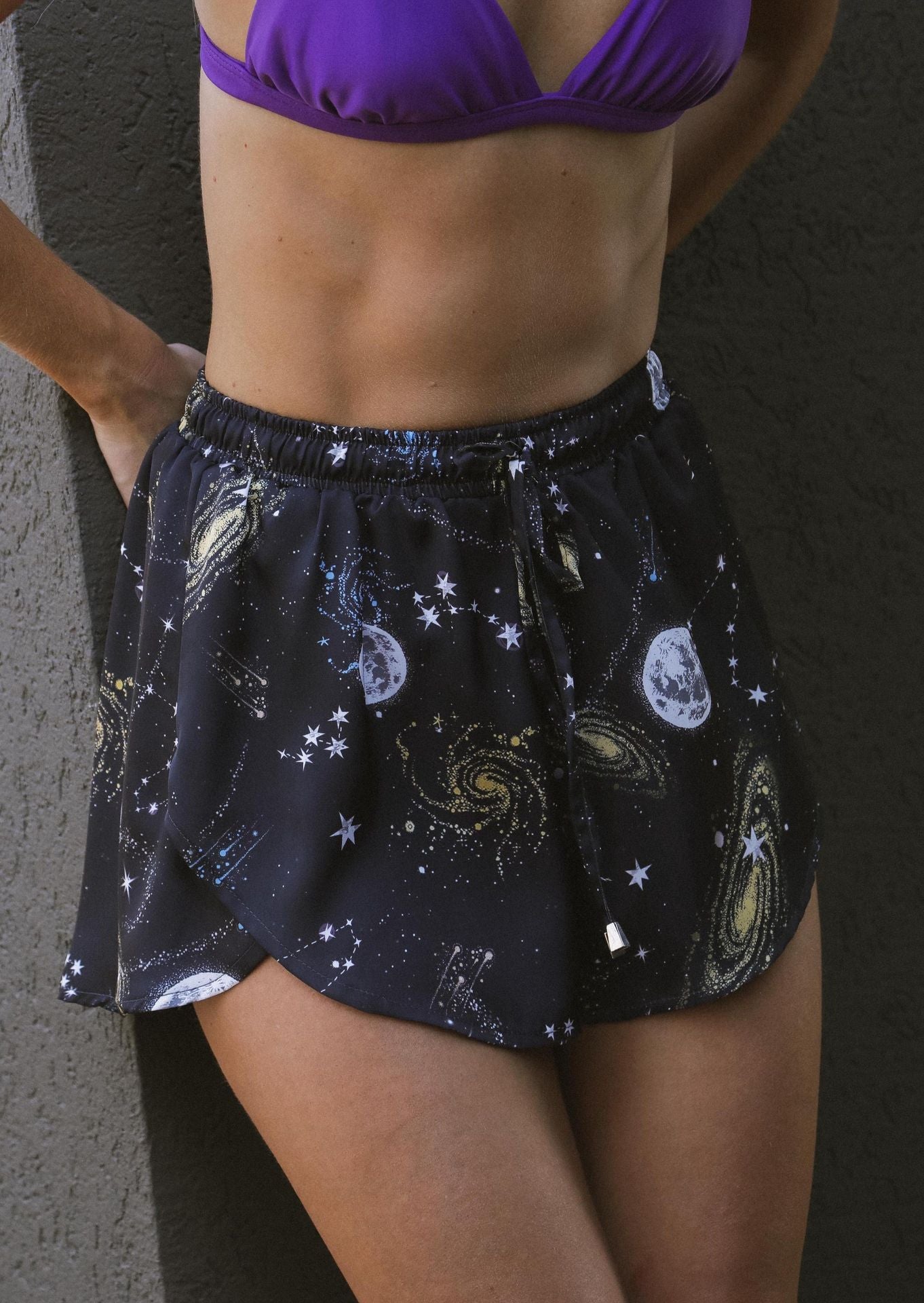 ARCHIVO - SHORT EMMA GALAXY