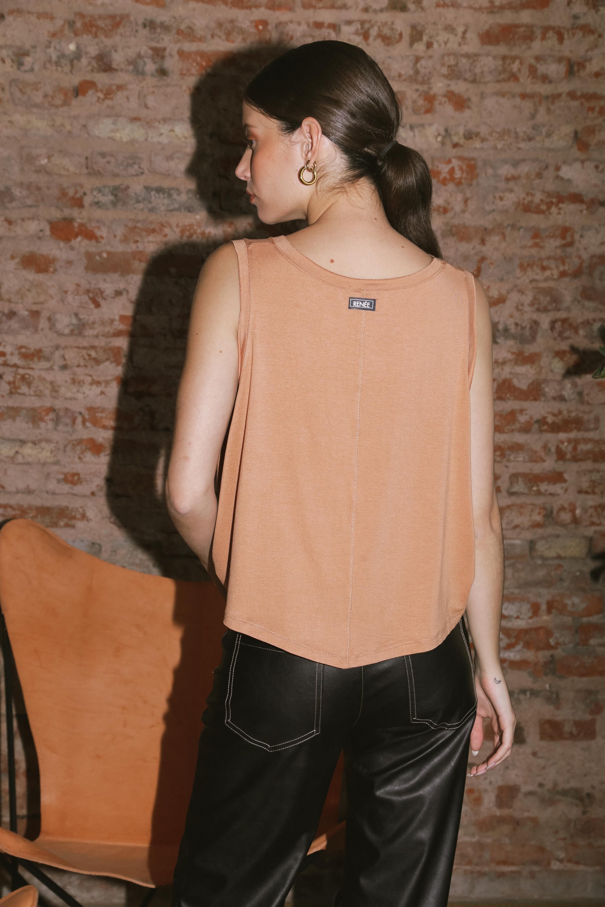 MUSCULOSA SOL - CAMEL