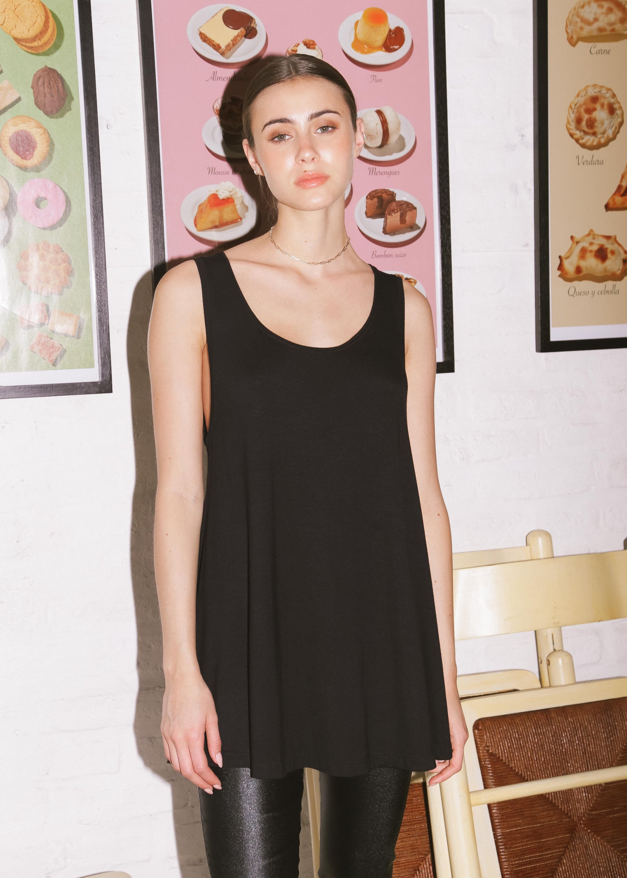 MUSCULOSA CAIRO - BLACK